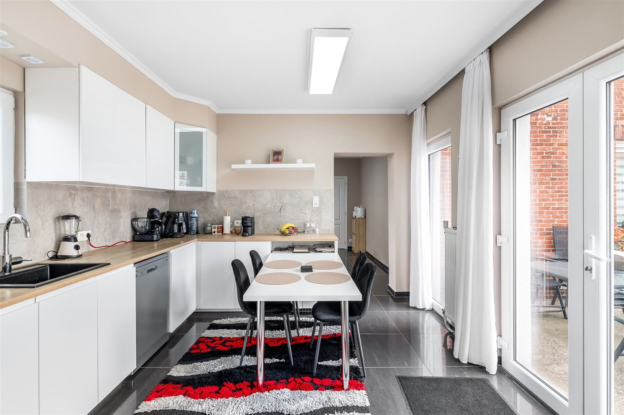 GOED ONDERHOUDEN EN RECENT GERENOVEERDE WONING TE HEPPEN foto 7