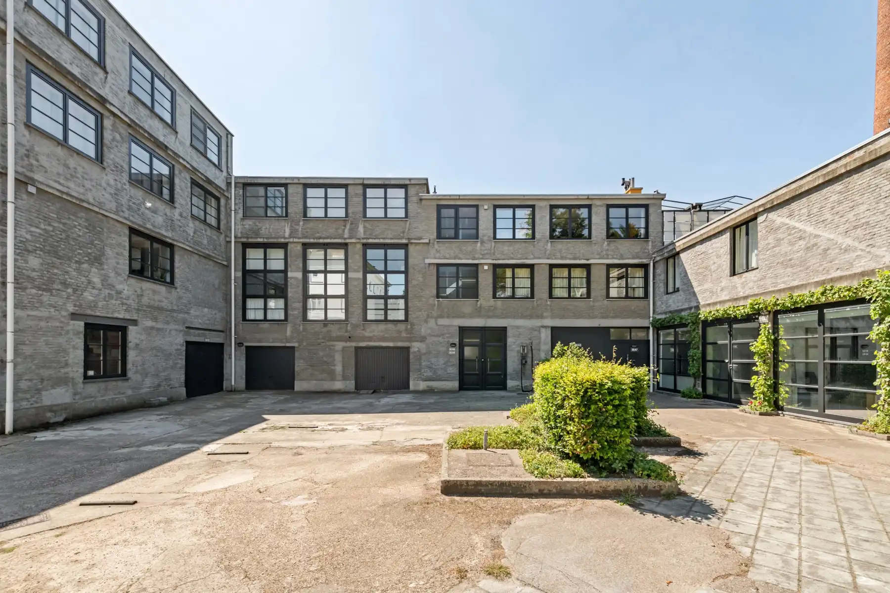Gebouw te koop Gistelse Steenweg 30/A - 8200 Brugge