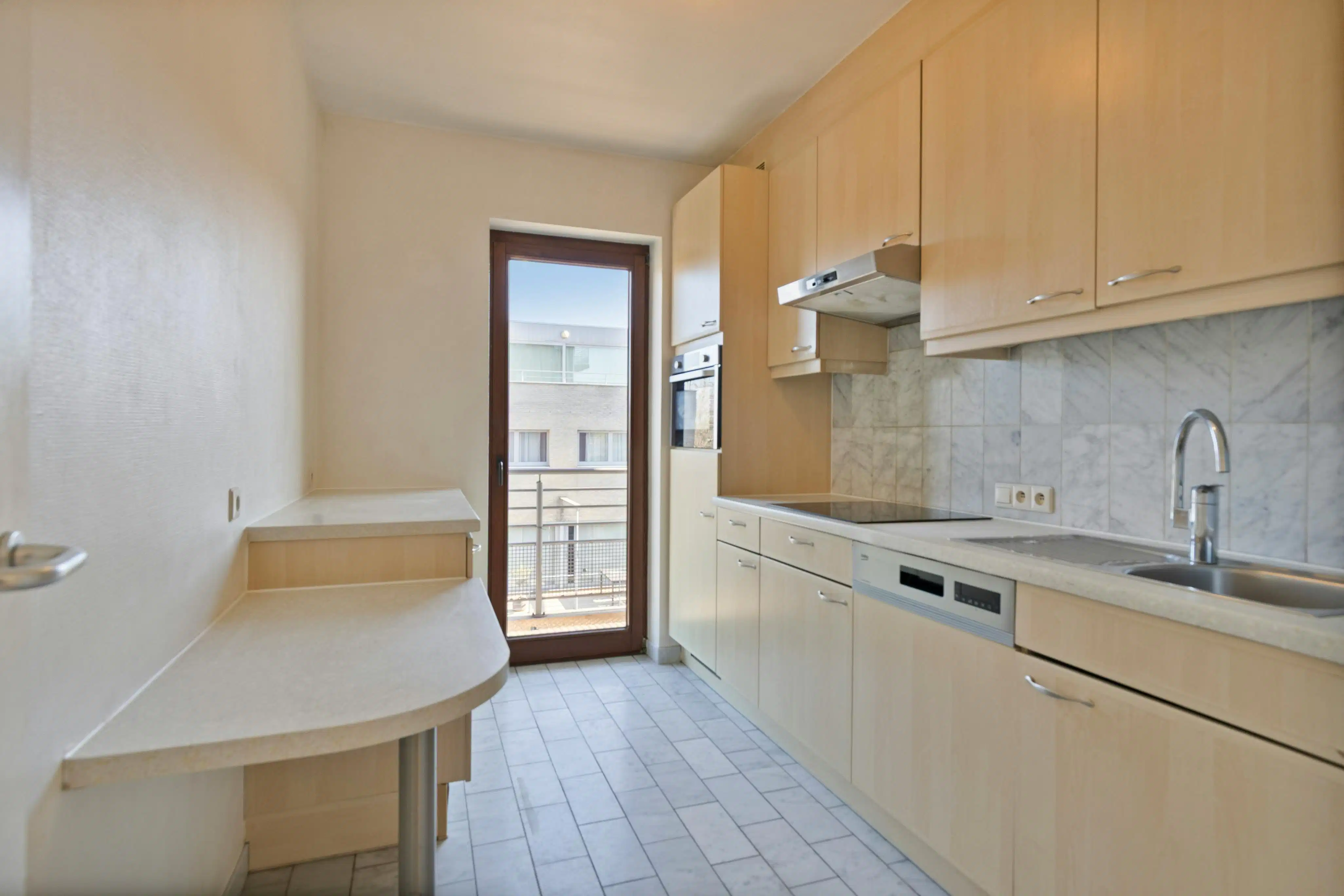 Lichtrijk appartement (78 m²) met twee slaapkamers in Evere foto 8