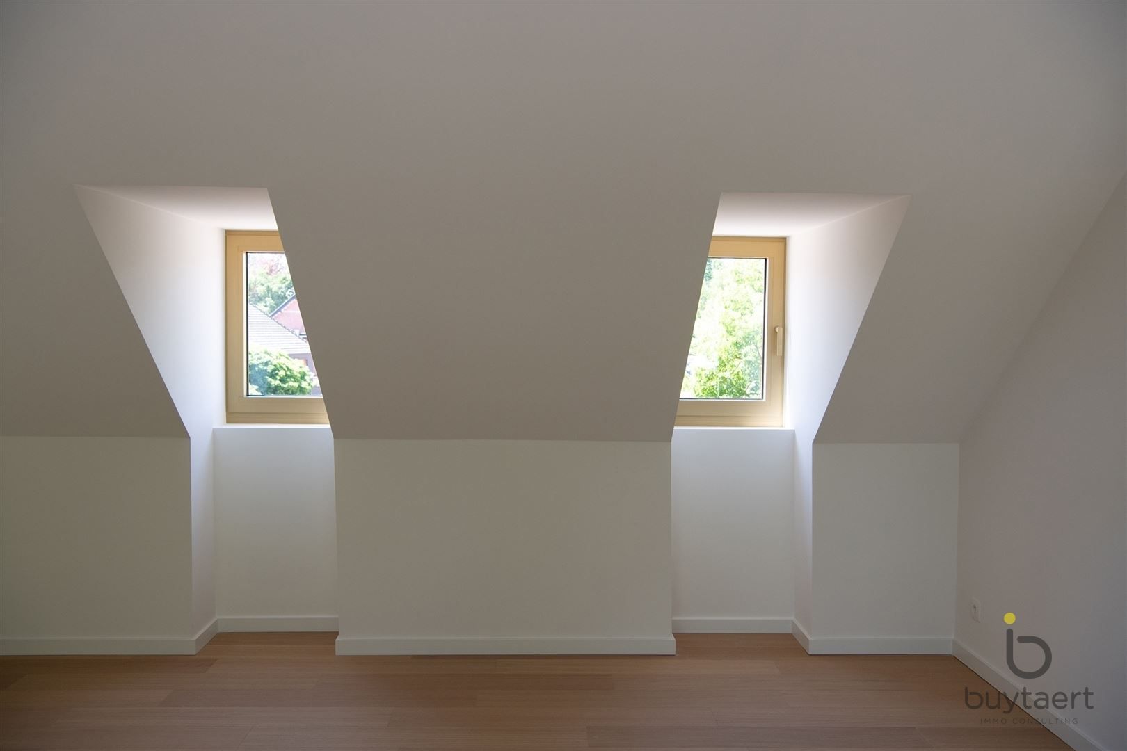 Beleef luxe, comfort en energiezuinigheid in een karaktervolle architectuur. foto 23