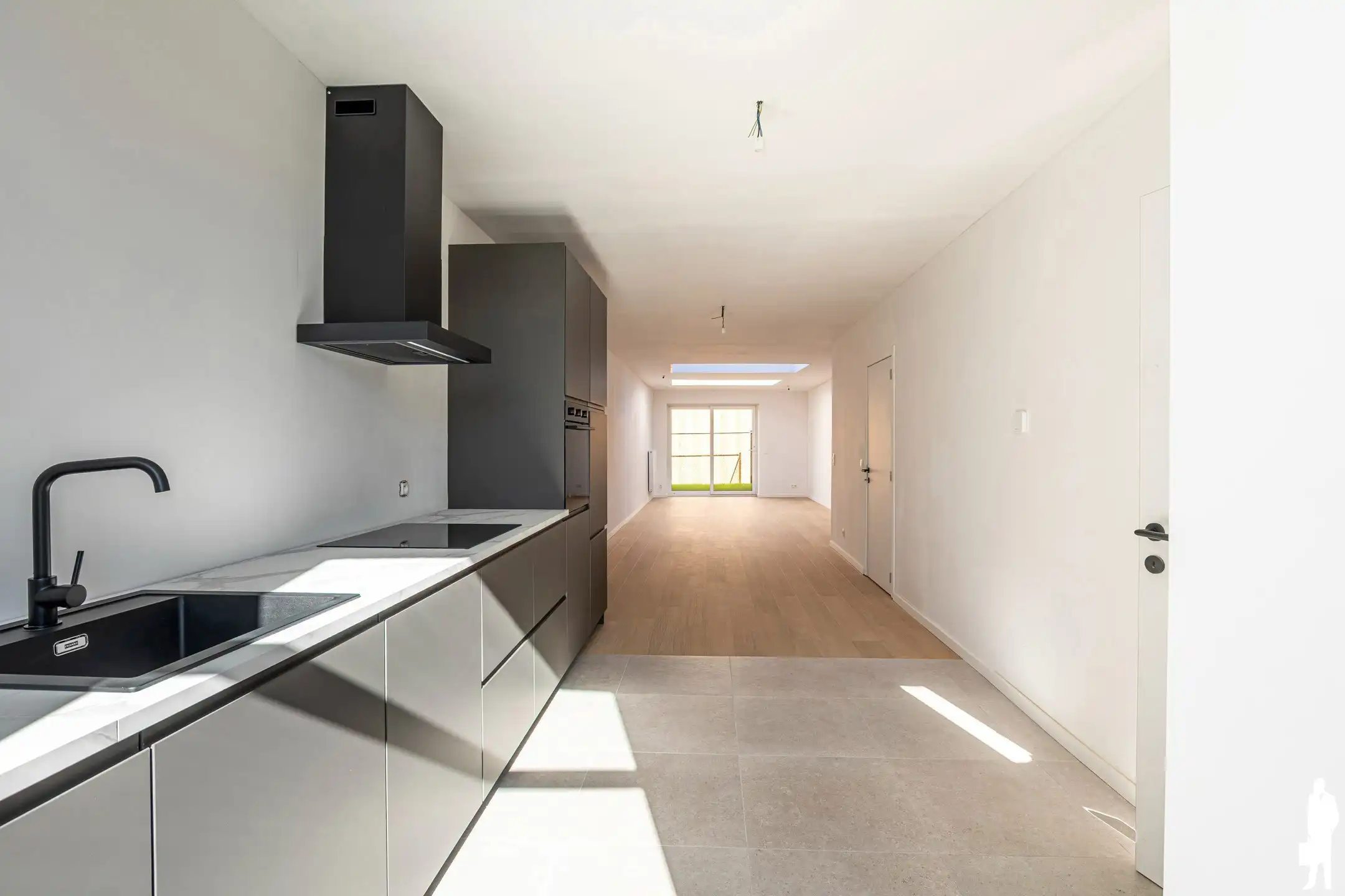 Gerenoveerde woning met tuin en handige achtertoegang foto 3