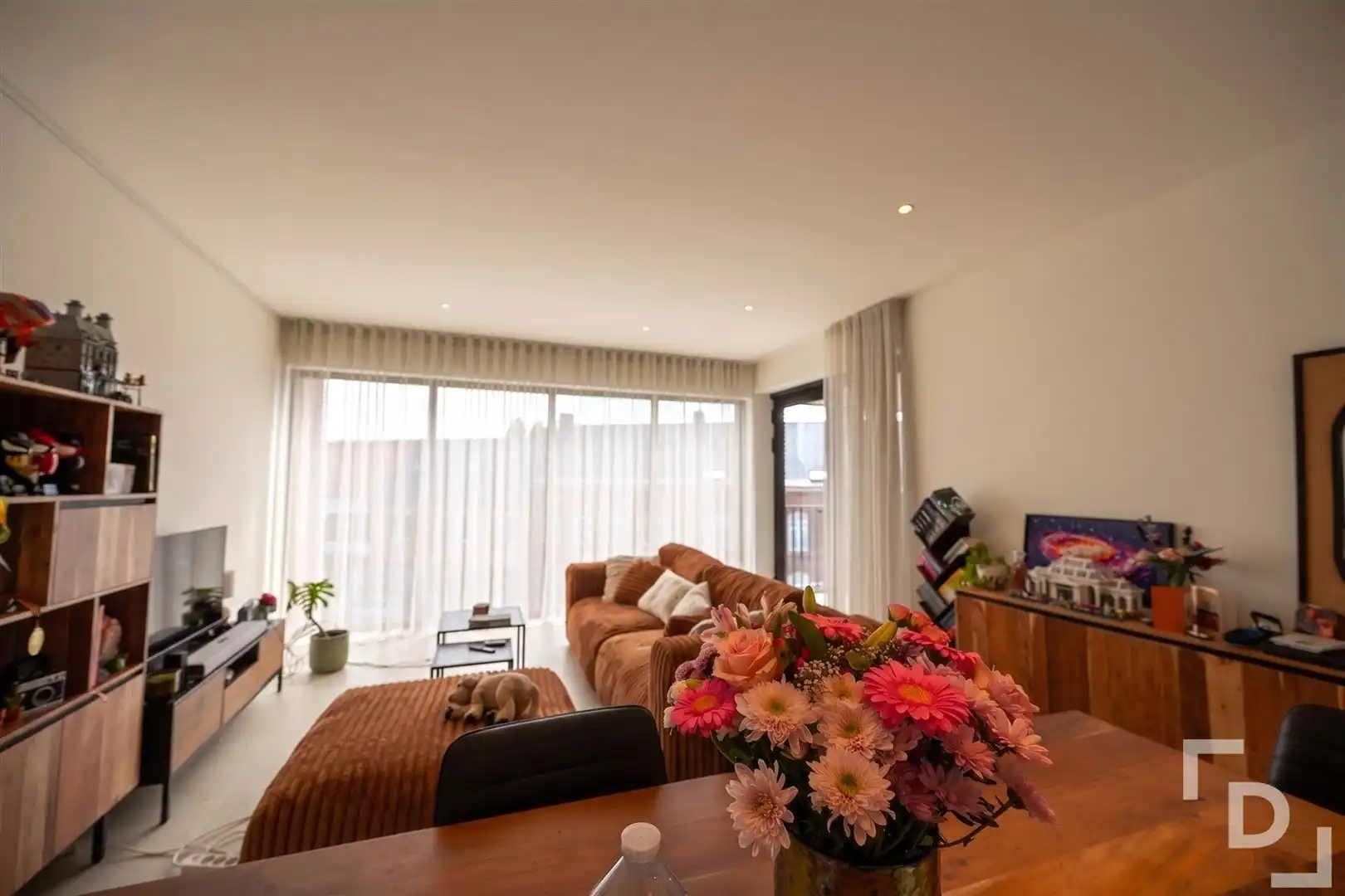 Energiezuinige en ruim nieuwbouwappartement te huur in centrum Langemark foto 5