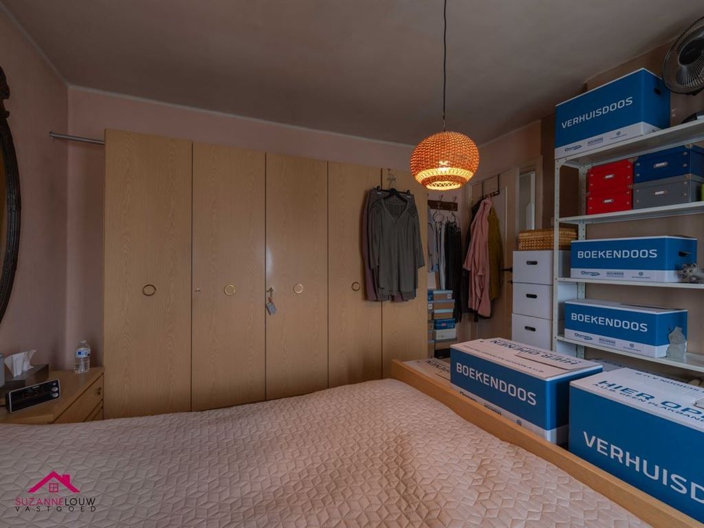 Vrijstaande woning, te renoveren naar eigen smaak foto 35