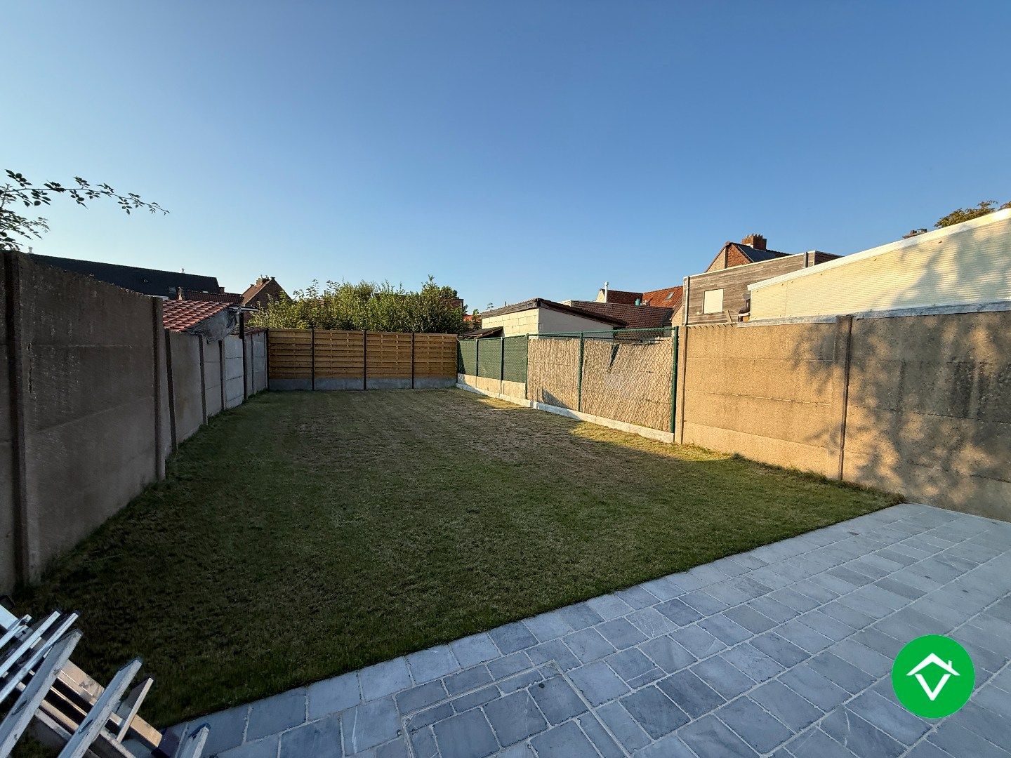 Energiezuinige rijwoning met 3 slaapkamers en tuin te Roeselare foto 11