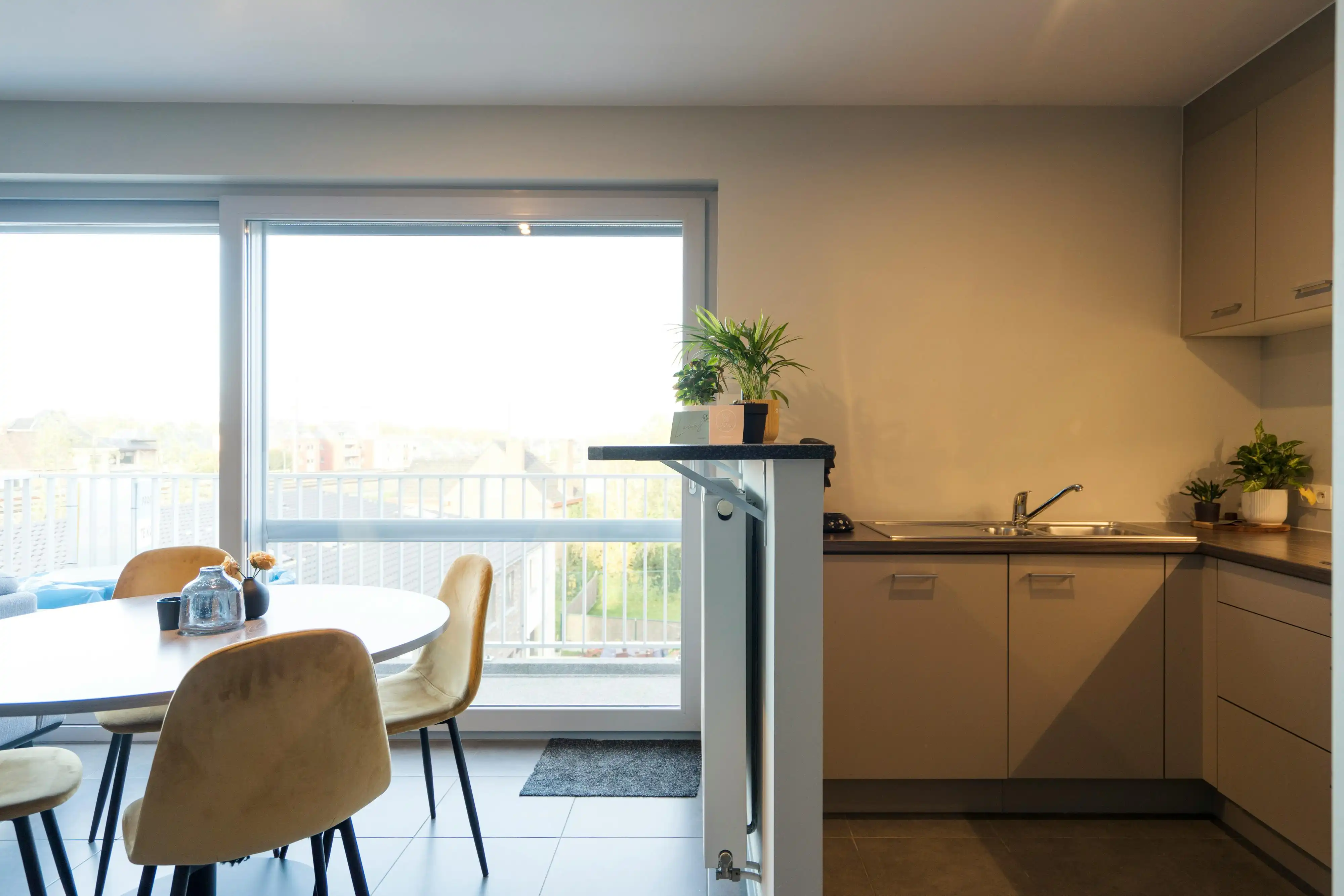 Appartement te koop op centrale ligging in Waregem foto 5
