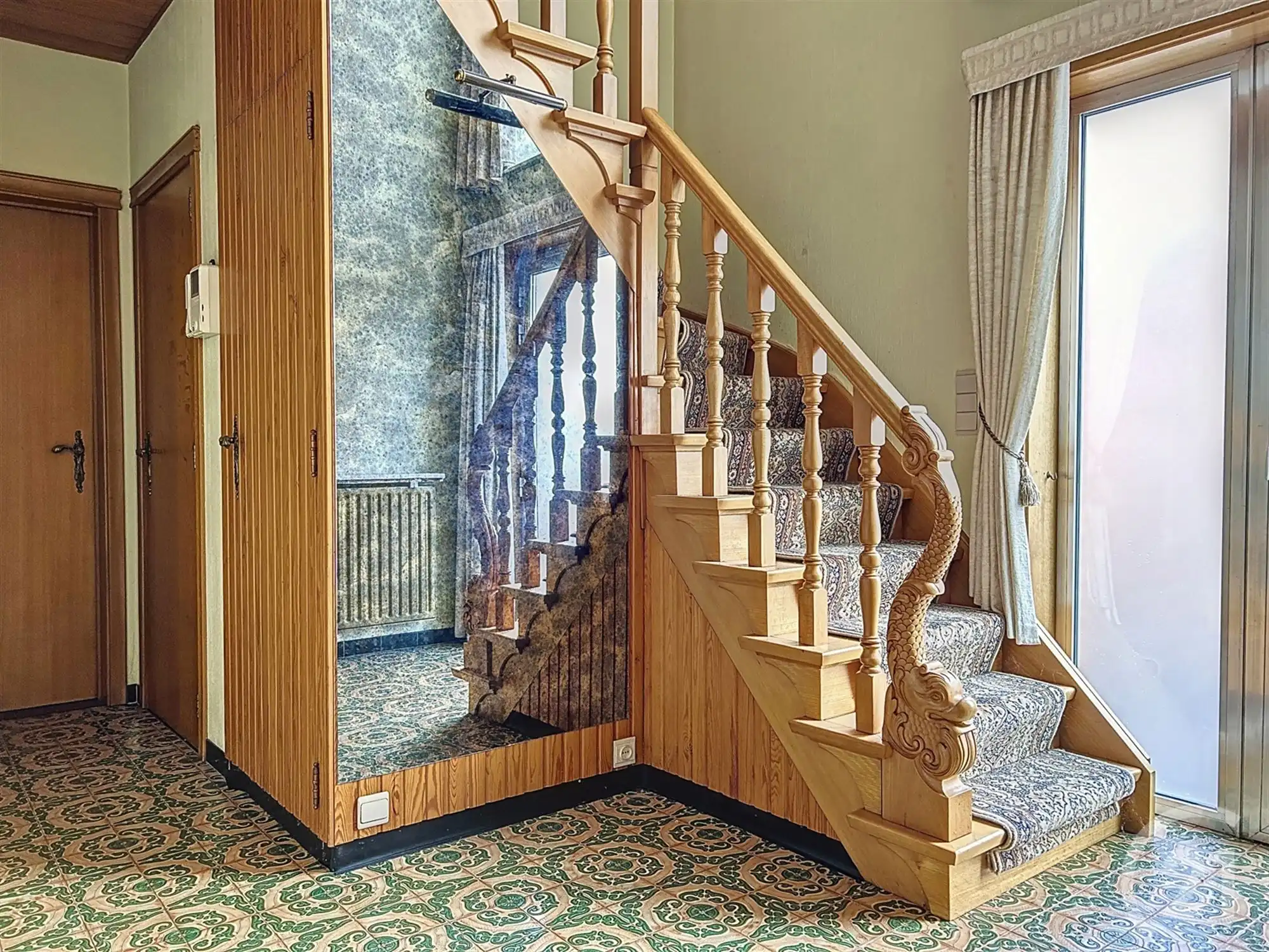 Gerenoveerde ruime woning te huur! foto 8