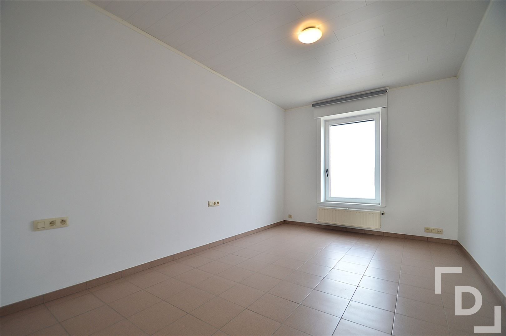 Instapklare woning met 4 slaapkamers en tuin te huur. foto 7