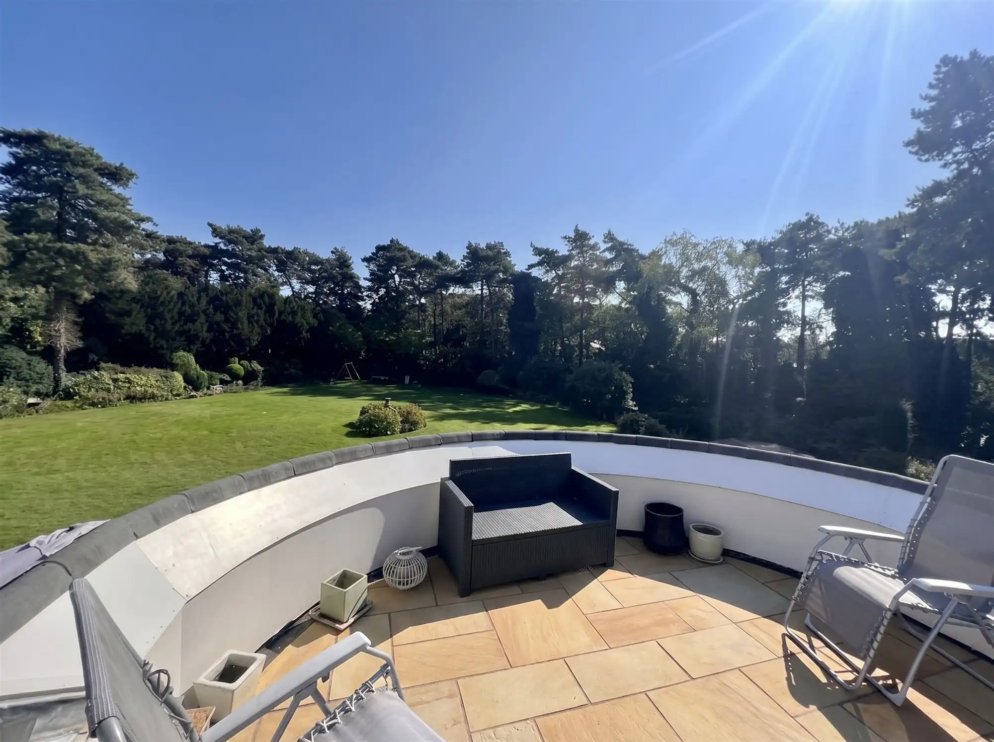 Statig landgoed met binnenzwembad op toplocatie foto 62