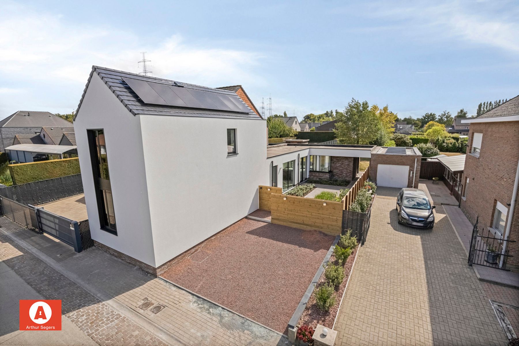 Unieke vernieuwbouwwoning op toplocatie in Opdorp foto {{pictureIndex}}