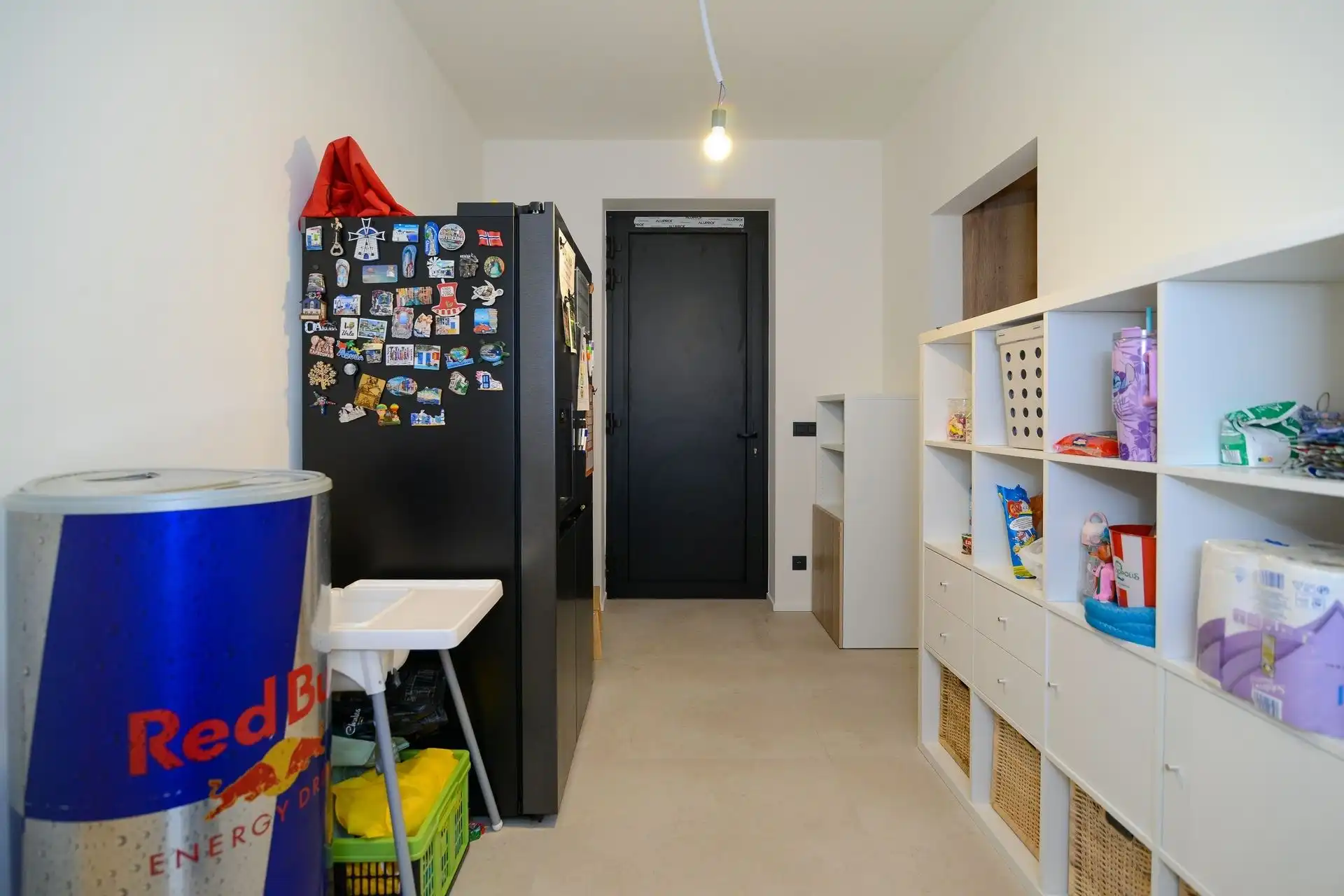 Stijlvolle en instapklare vrijstaande woning op een doodlopende straat  foto 14