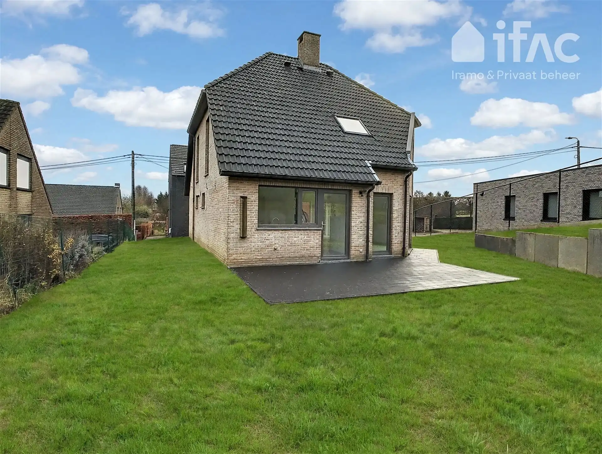 Villa met 4 slaapkamers en leuke tuin foto 15