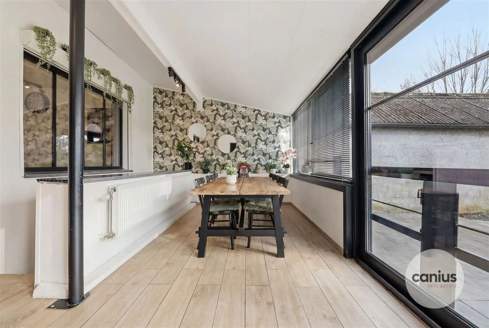GERENOVEERDE VRIJSTAANDE WONING MET 4 SLAAPKAMERS EN EEN GEZELLIGE TUIN IN WALSHOUTEM foto 8