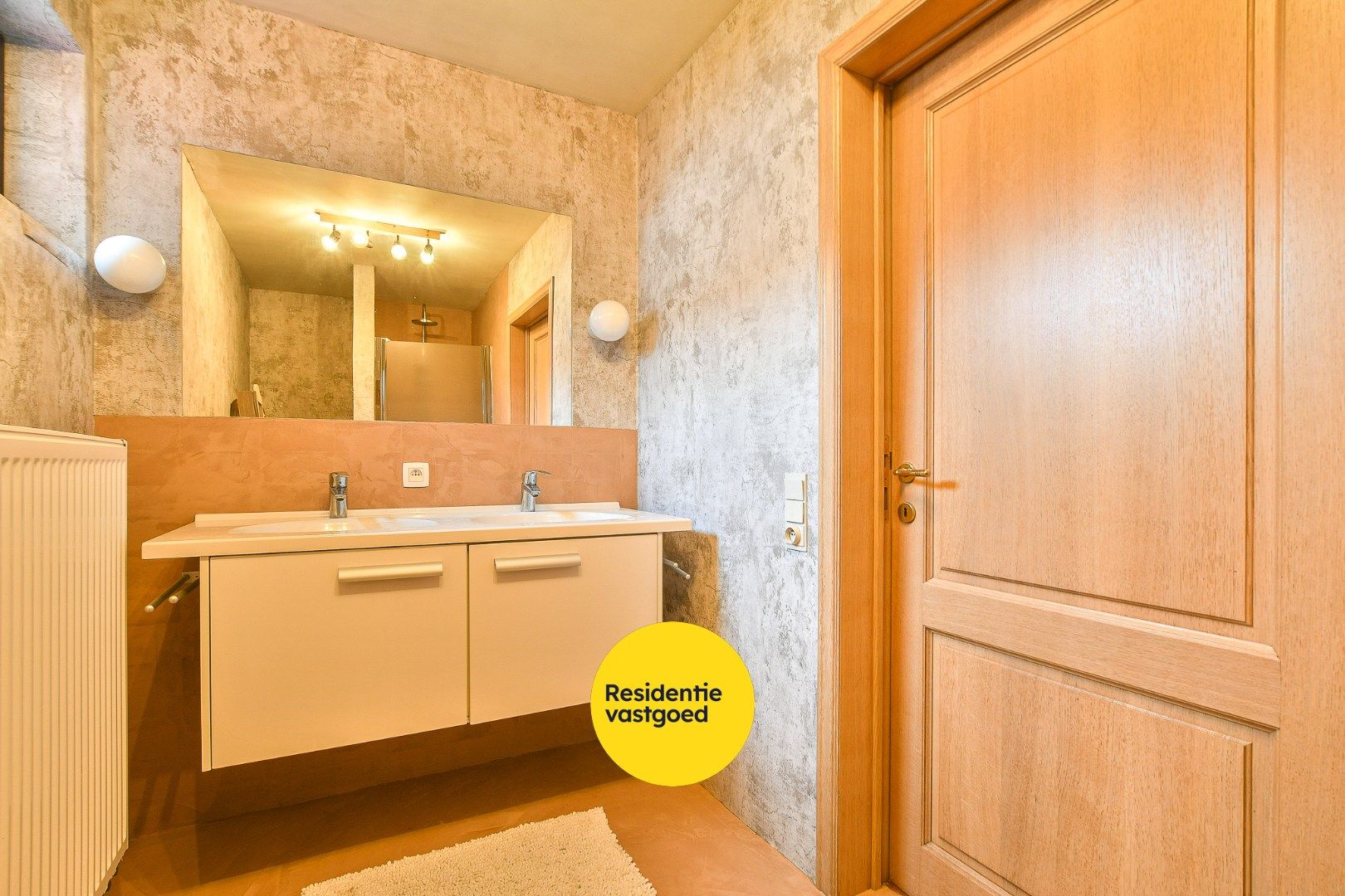 Bungalowwoning met 4 slaapkamer te huur in centrum De Haan! foto 16