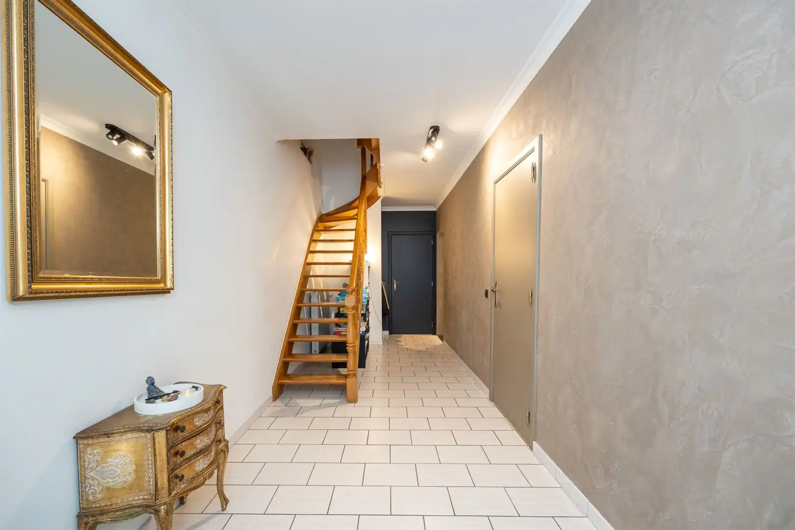 Uitzonderlijke ruime woning aan natuurdomein 'T Rood. foto 14