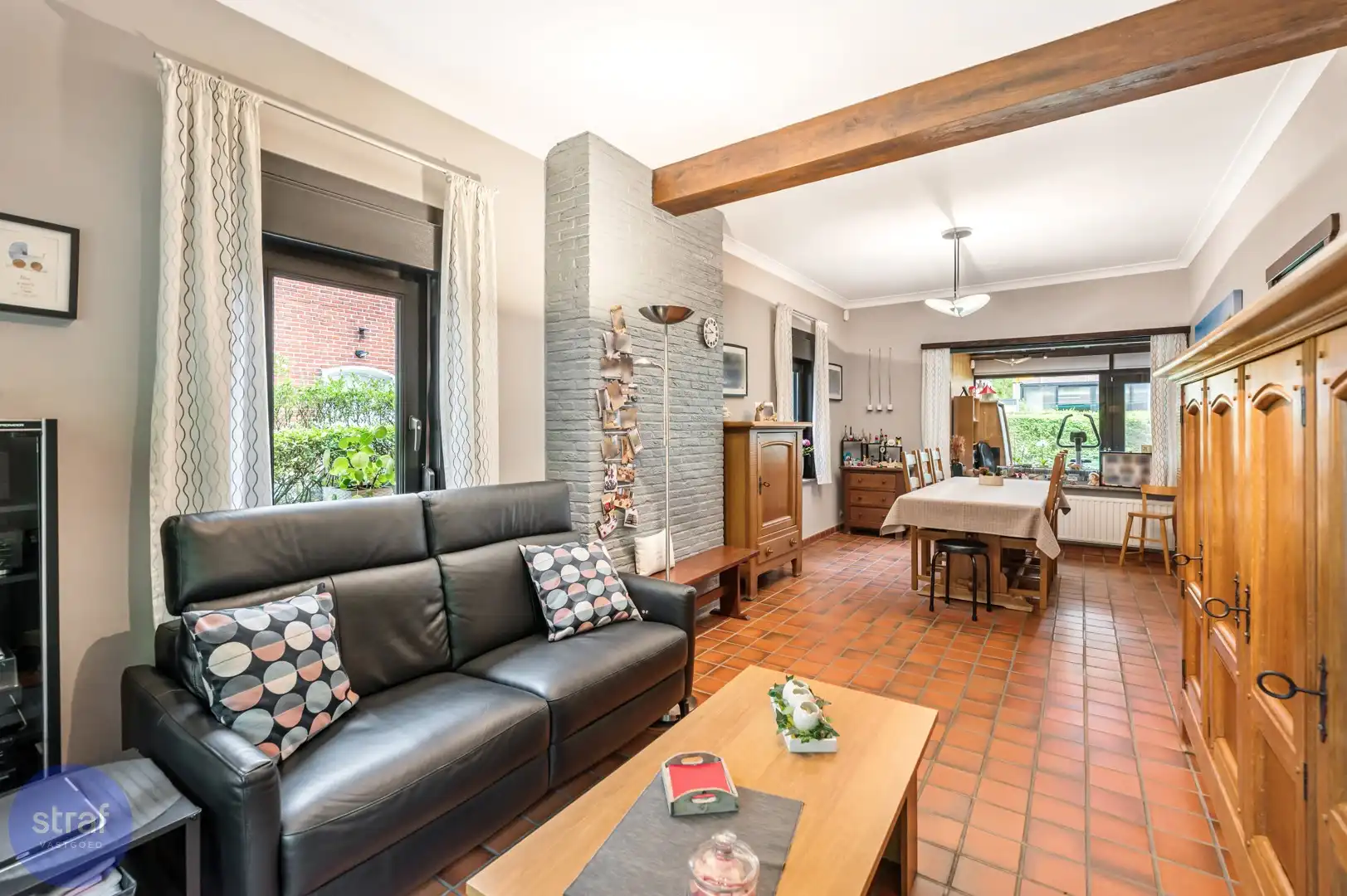 Charmante gezinswoning met 3 slaapkamers op een toplocatie op Linkeroever foto 2