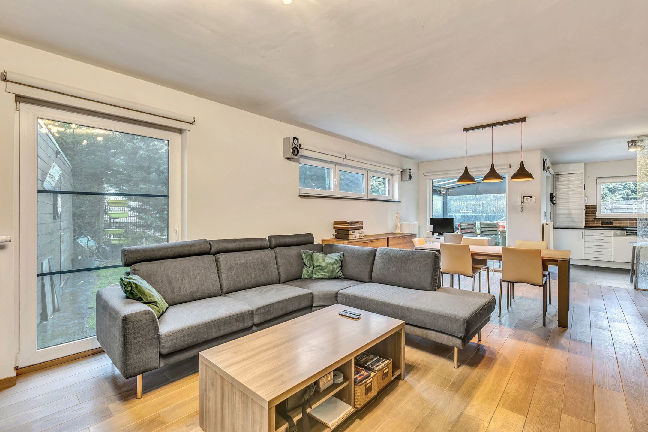 Ruime, instapklare HOB met 4 slpks, garage en tuin foto 4