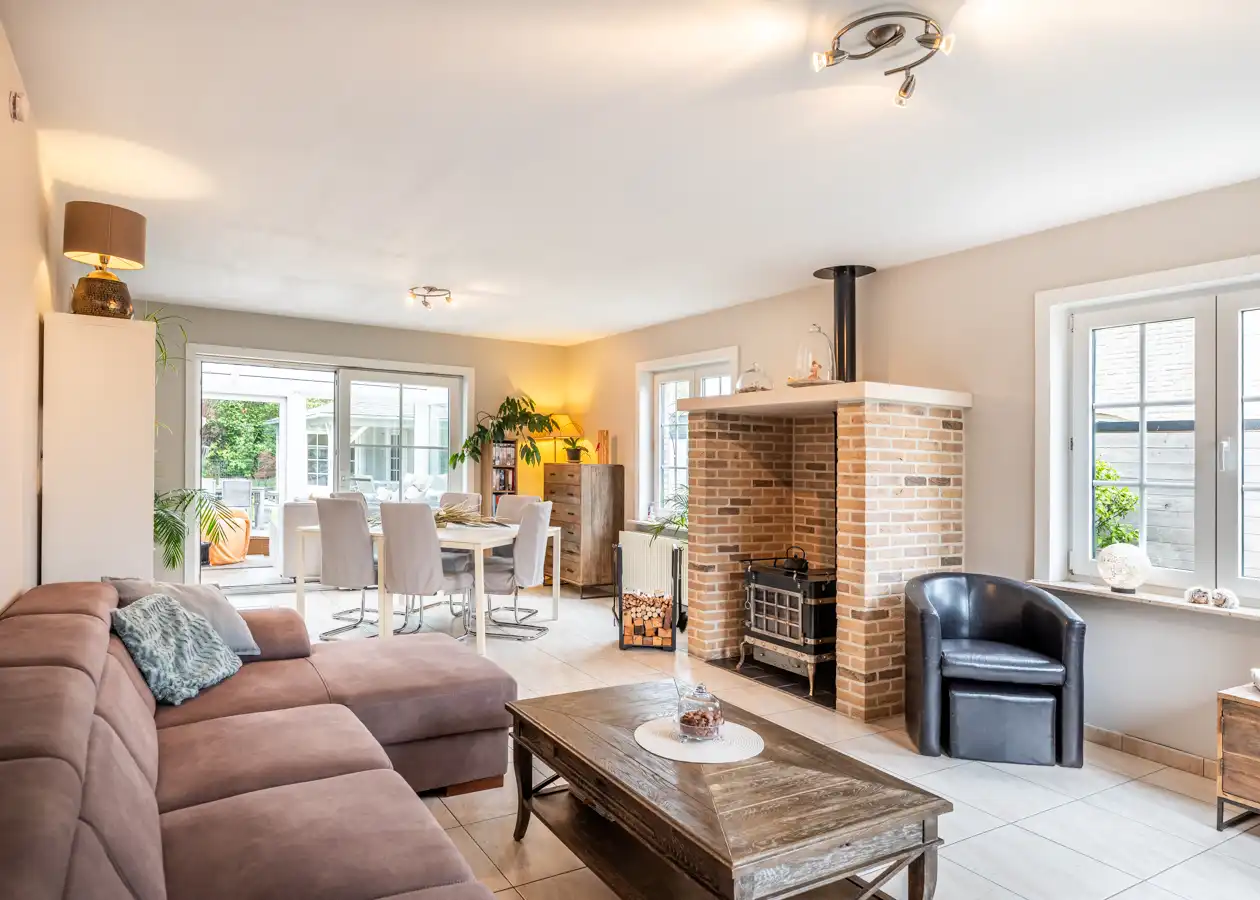 Instapklare halfopen woning met tuin en garage in Bredene foto 4