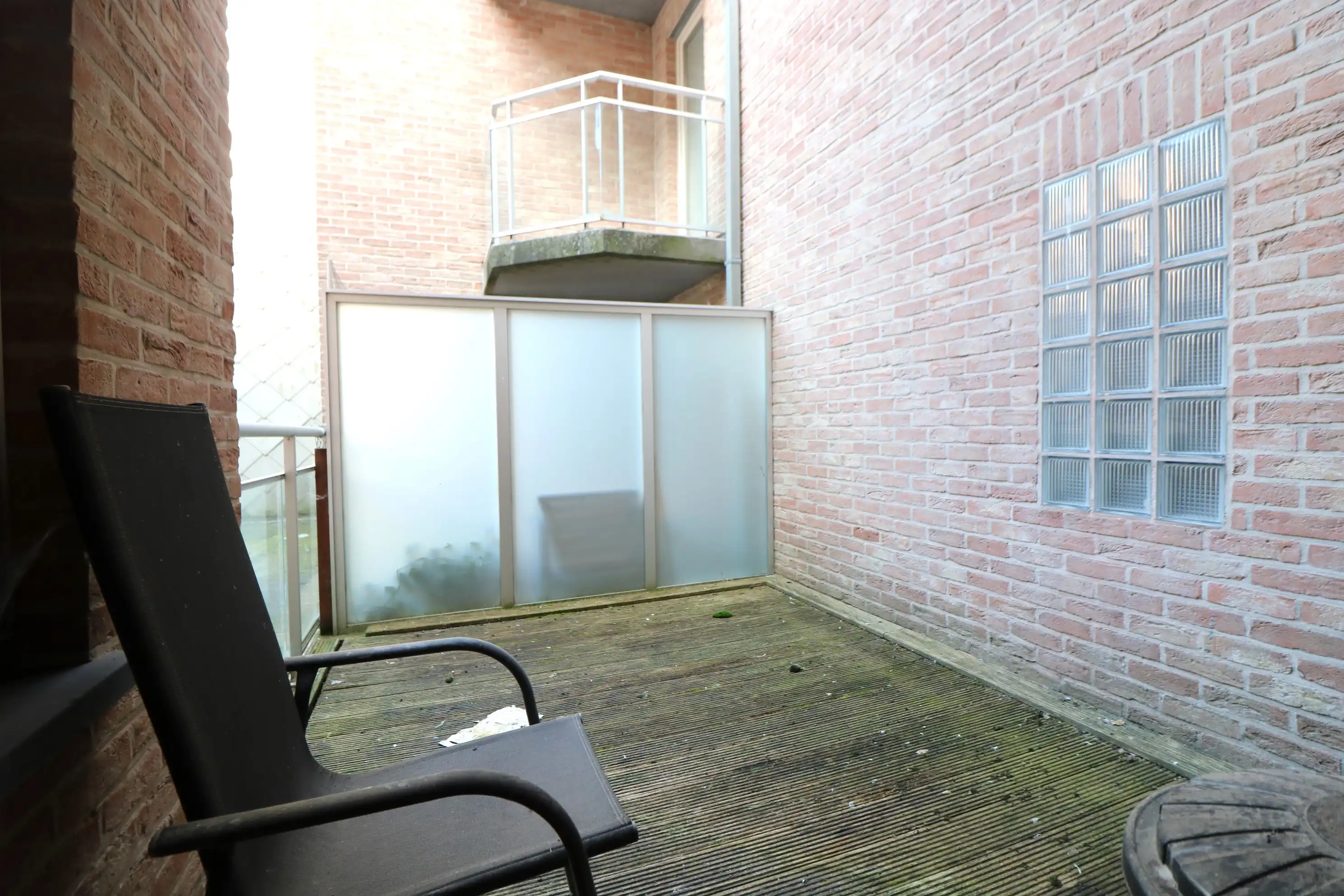 Instapklaar 2-slaapkamerappartement pal in het centrum van Blankenberge. foto 3