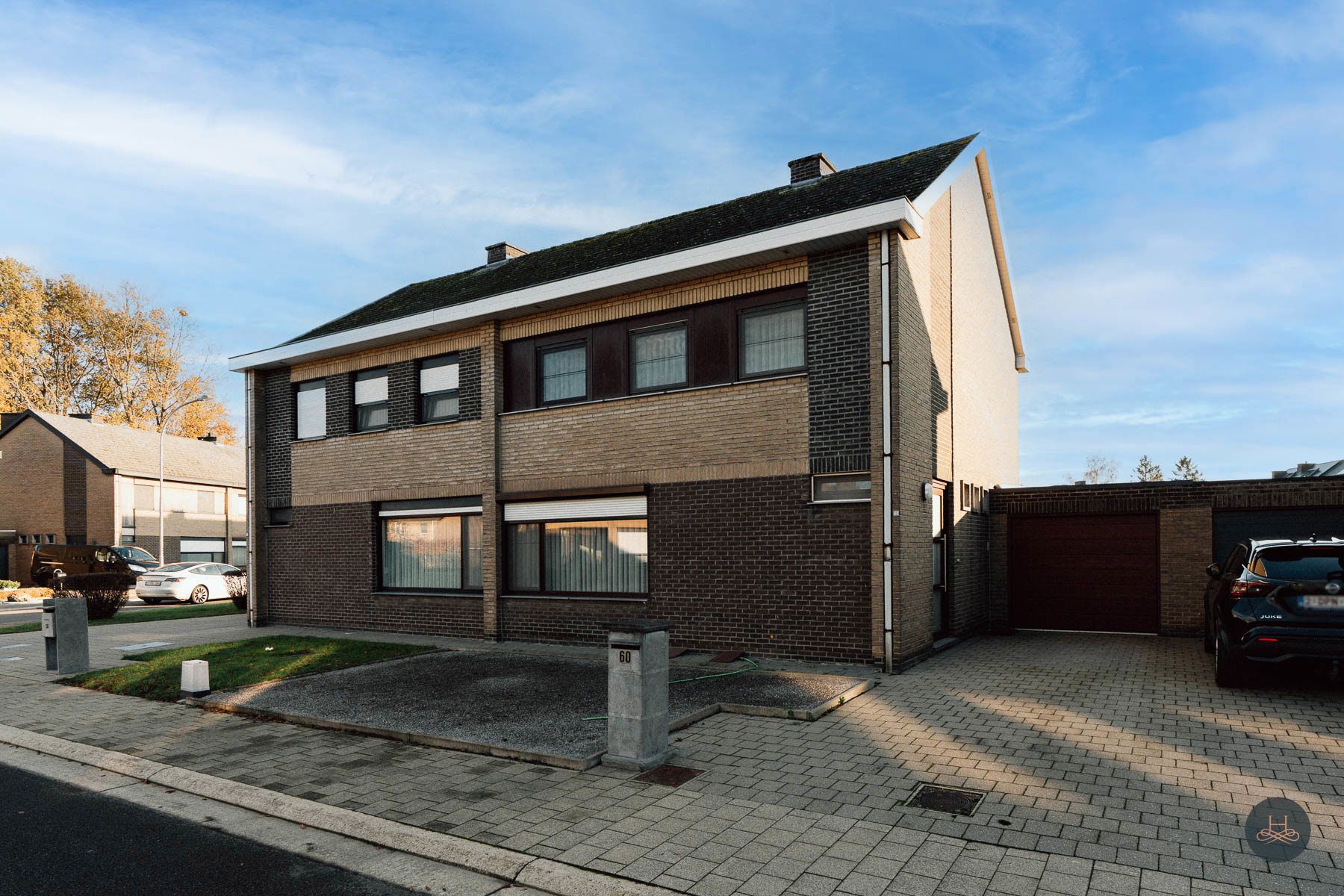 Ruime gezinswoning in rustige wijk met tuin! foto 2