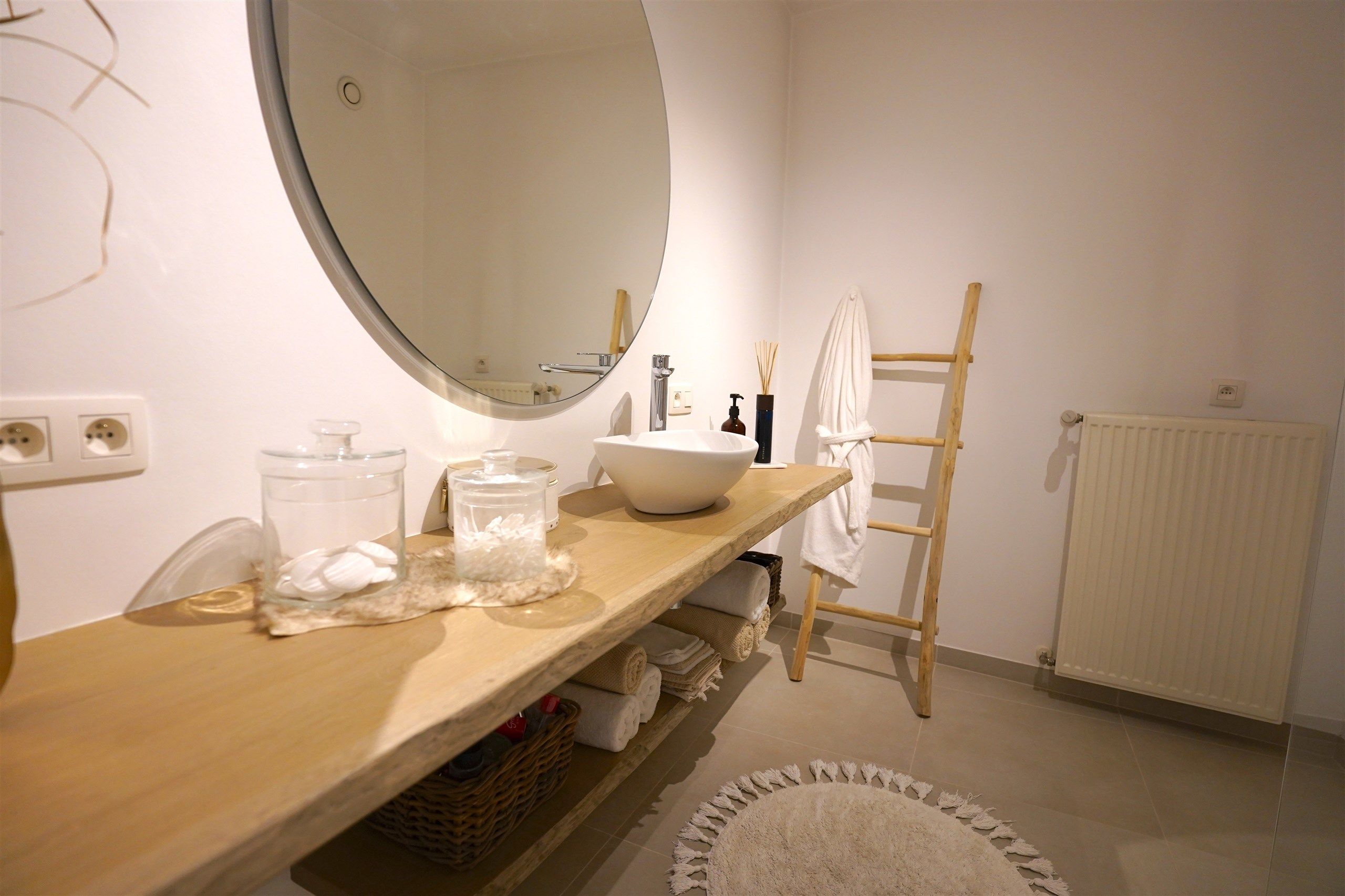 Bijzonder, smaakvol appartement met 50 m2 terras! foto 14