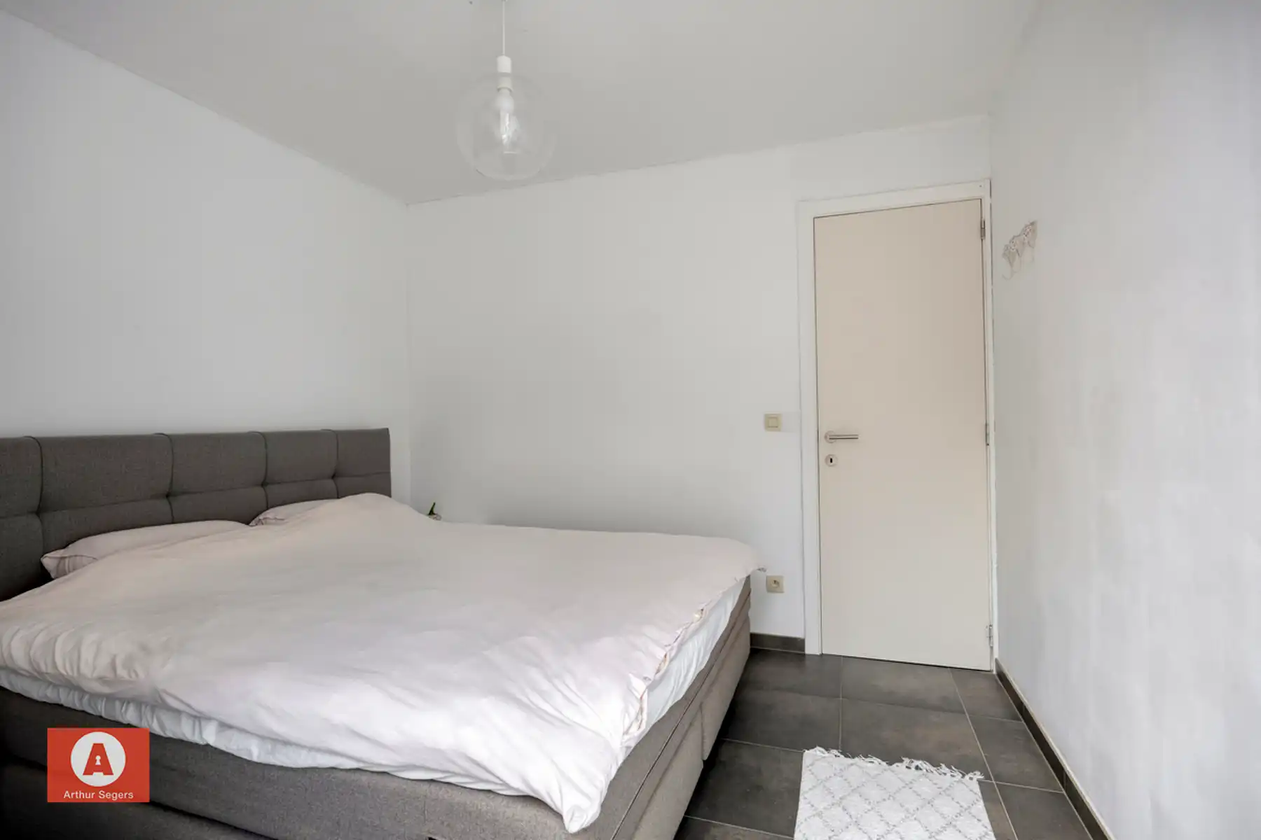 Energiezuinig appartement + autostaanplaats + kelder-berging foto 16