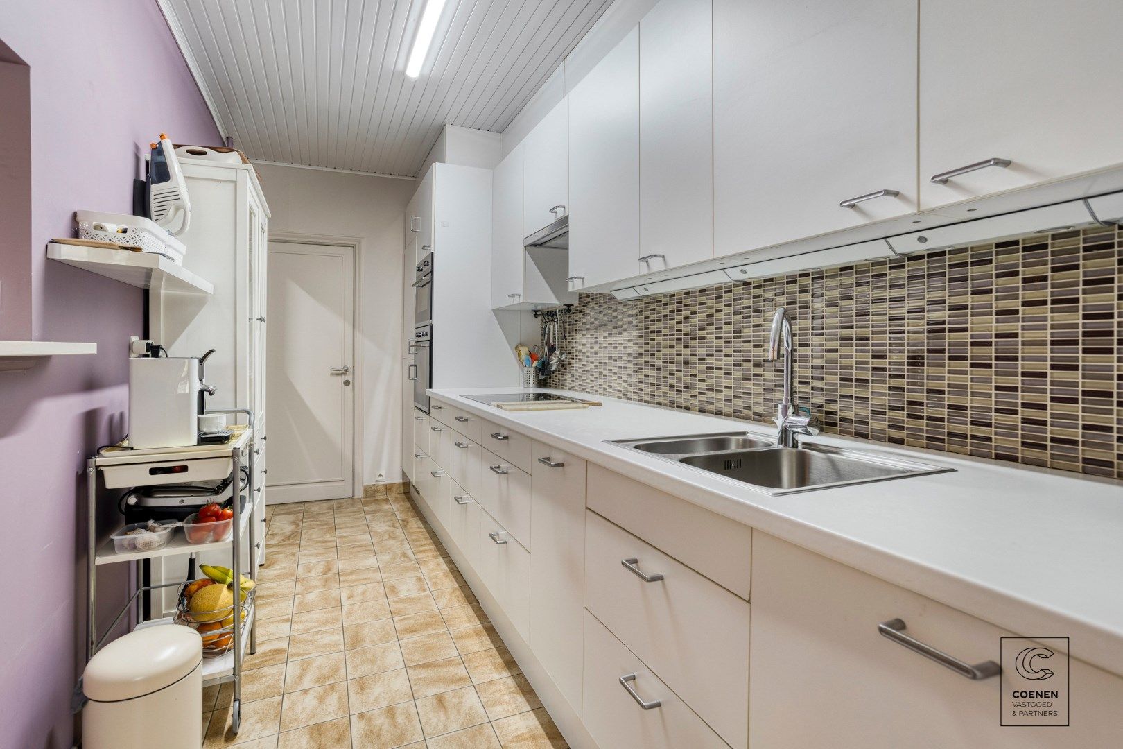 Instapklare woning met 2 slpk, ruime garage en zonnige tuin op TOPlocatie te Wommelgem!  foto 12