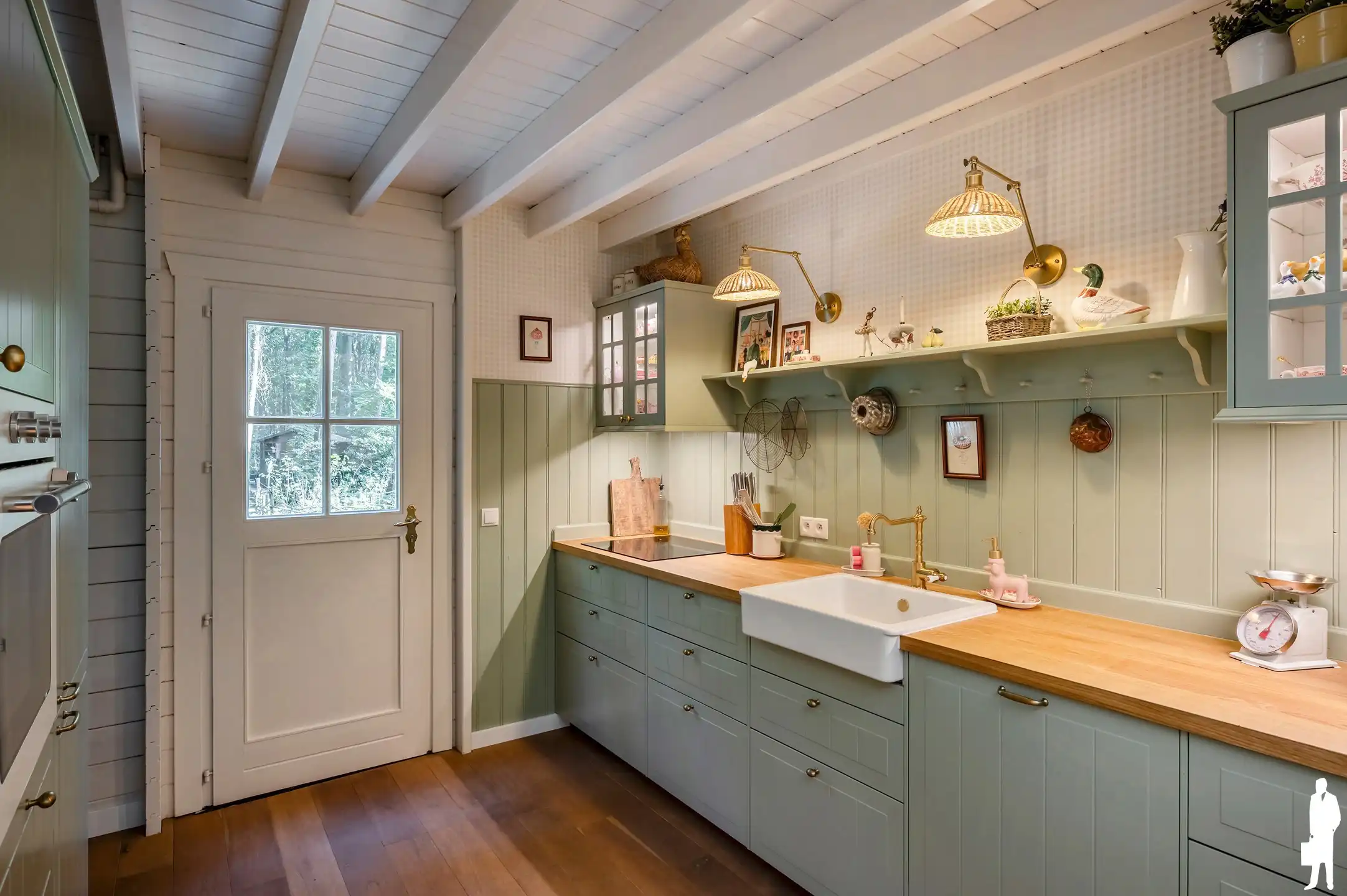 Charmante woning met volledige onderkeldering en achterliggend bos van ca. 31.493 m² foto 15