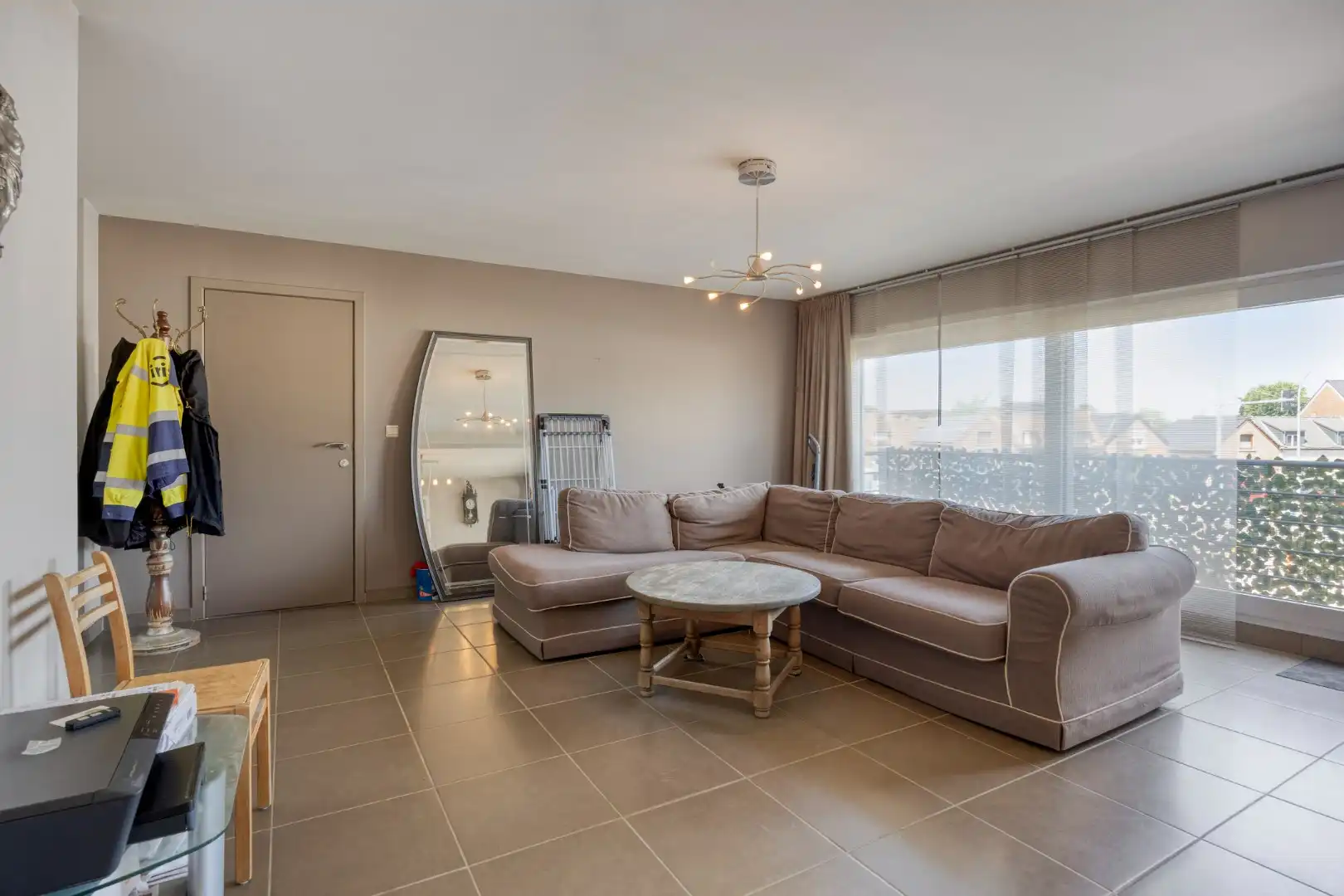 Ruim appartement met 3 slpks, centraal gelegen in Mol !  foto 3