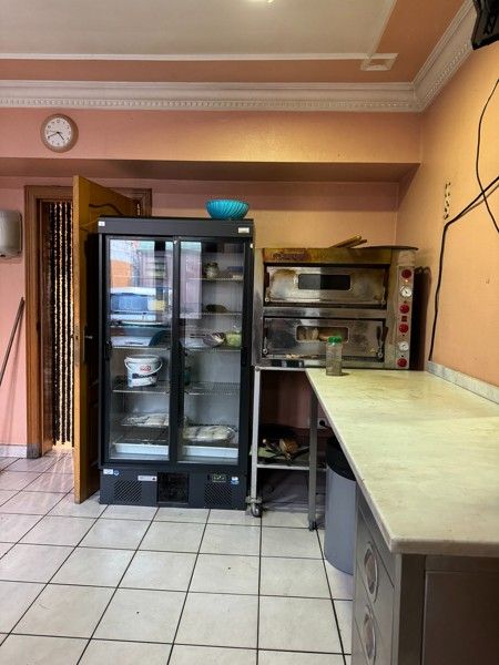 Handelspand met woonst op een strategische ligging. foto 9