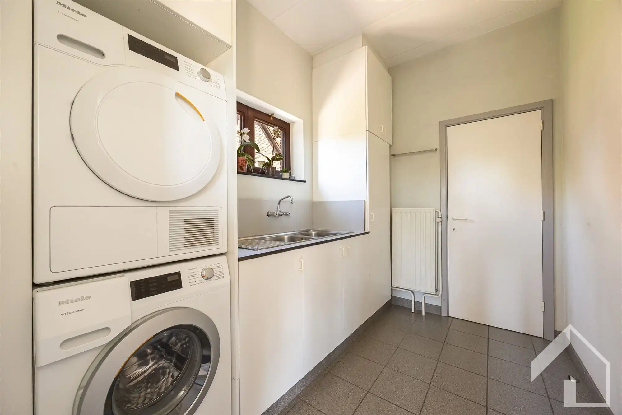 mooi landhuis in groene en rustige omgeving foto 14