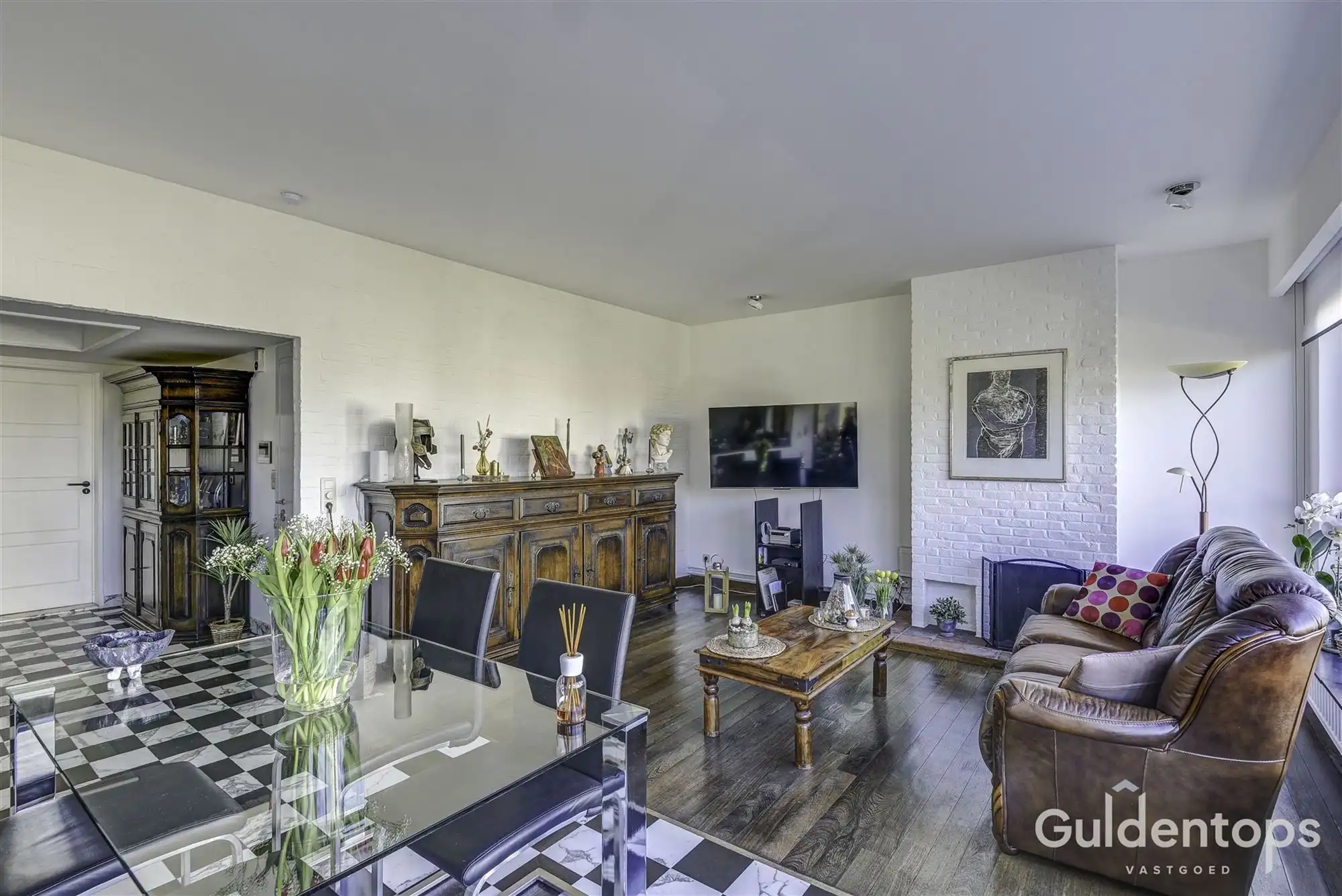 Knap vernieuwd 3-slaapkamerappartement (125 m²)  foto 4