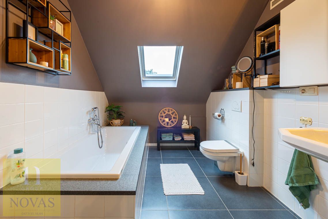 Woning met 4 slaapkamers, zonnepanelen, fijne locatie, Epc-label A foto 23