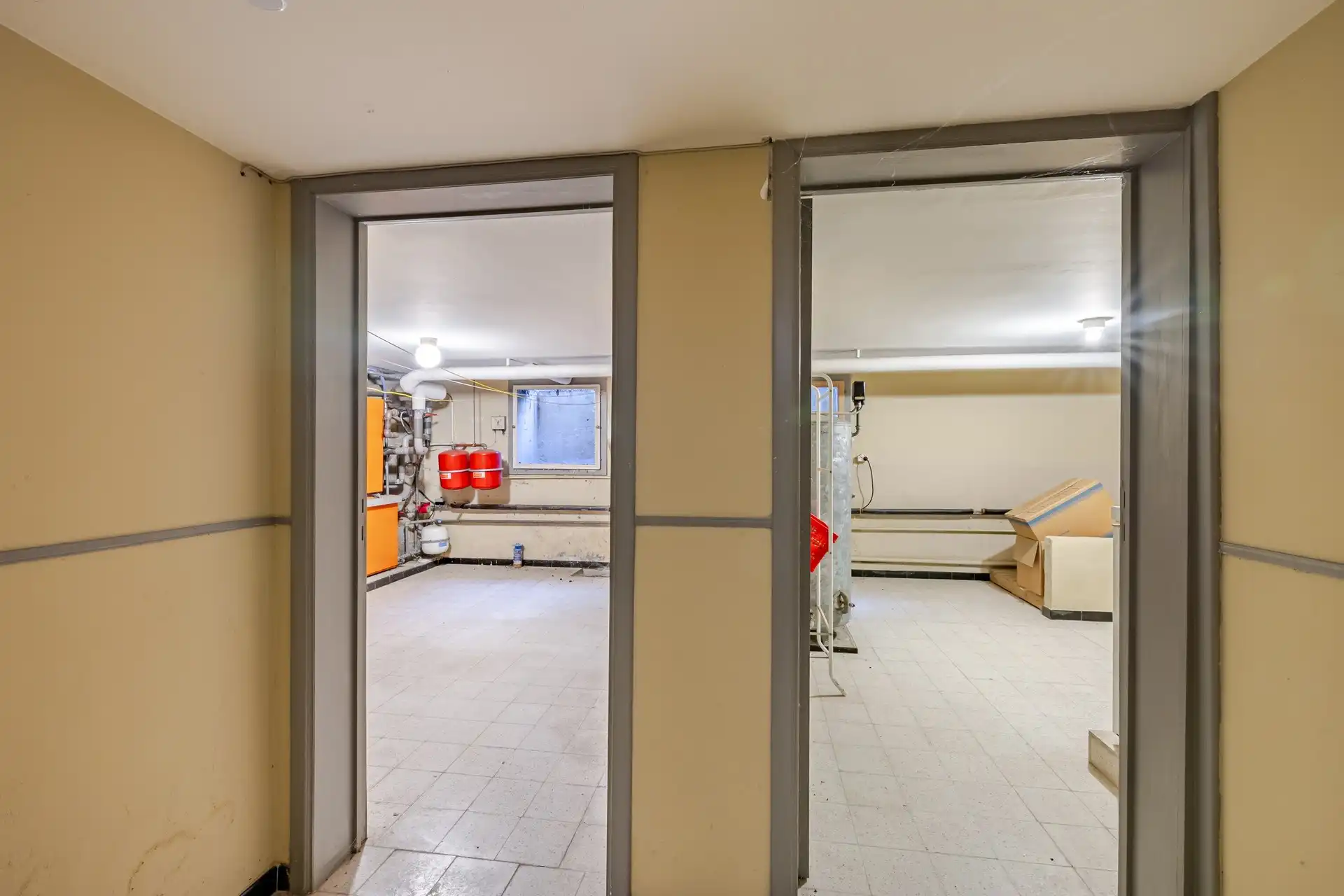 Charmante villa met panoramisch zicht op een toplocatie foto 35