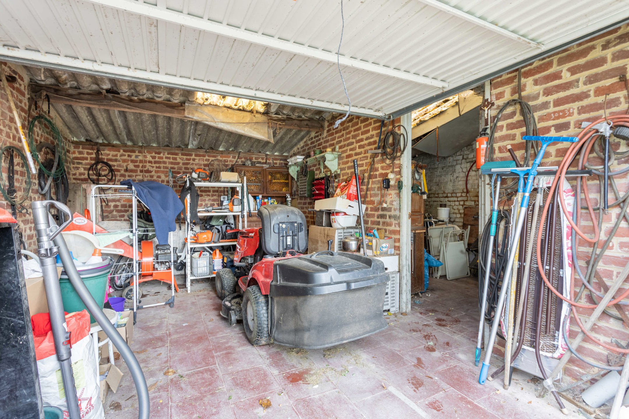 Te renoveren HOB met tuin en parkeergelegenheid in het groen! foto 20