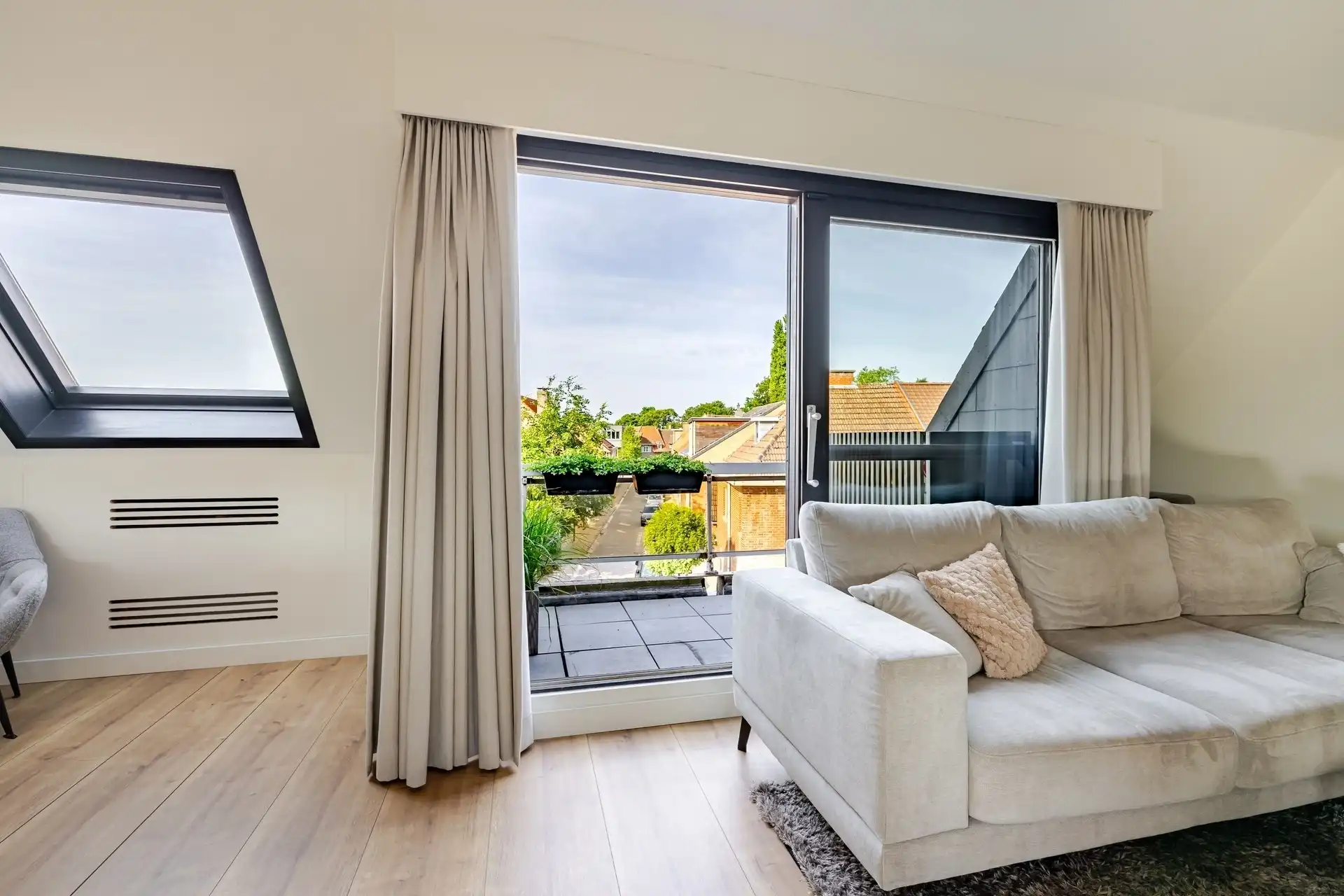 Prachtig gerenoveerd appartement in de dorpskern! foto 10