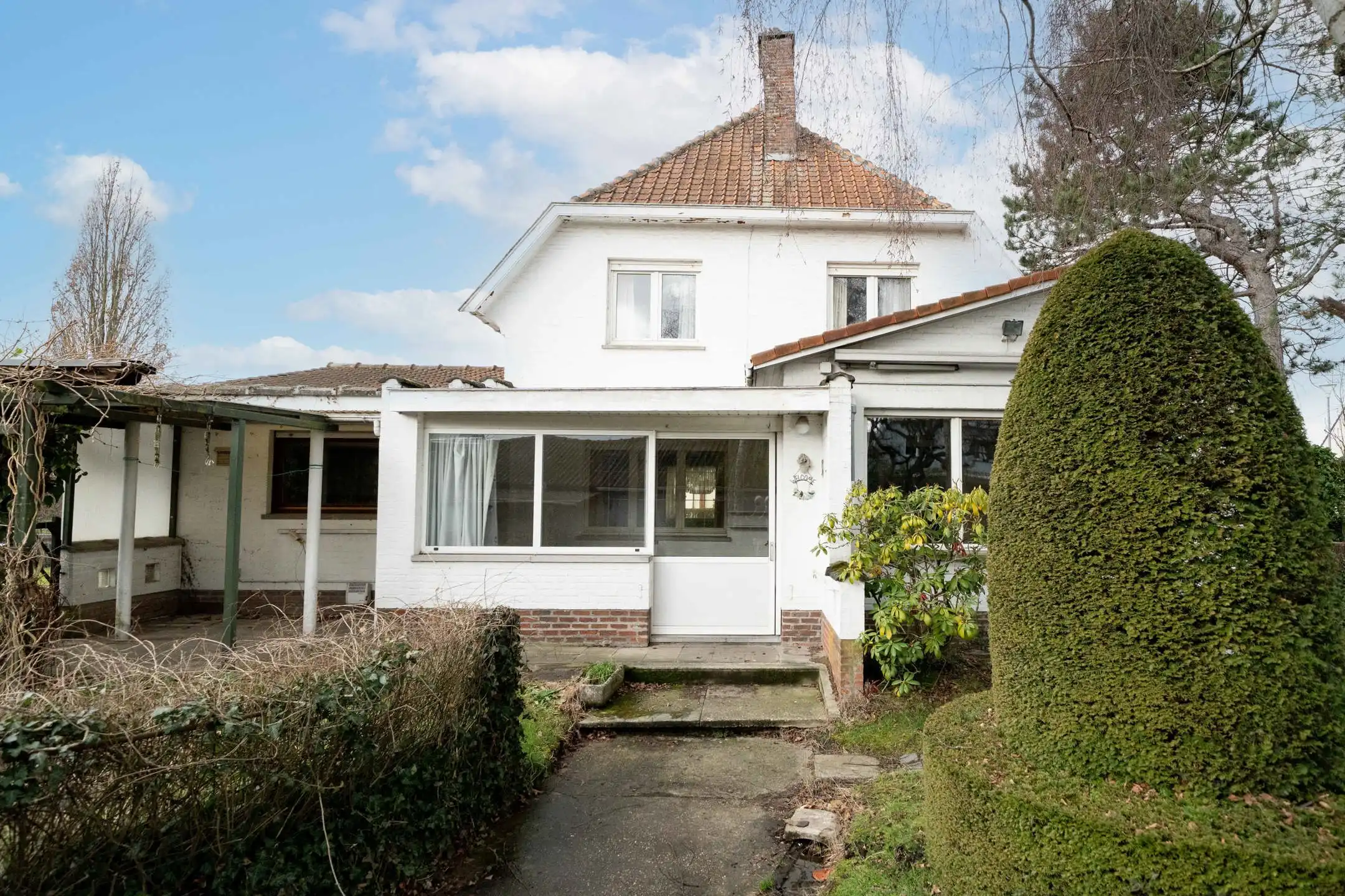 Woning op een ruim hoekperceel van 7a25ca in rustige woonwijk te Sint-Katelijne-Waver foto 8