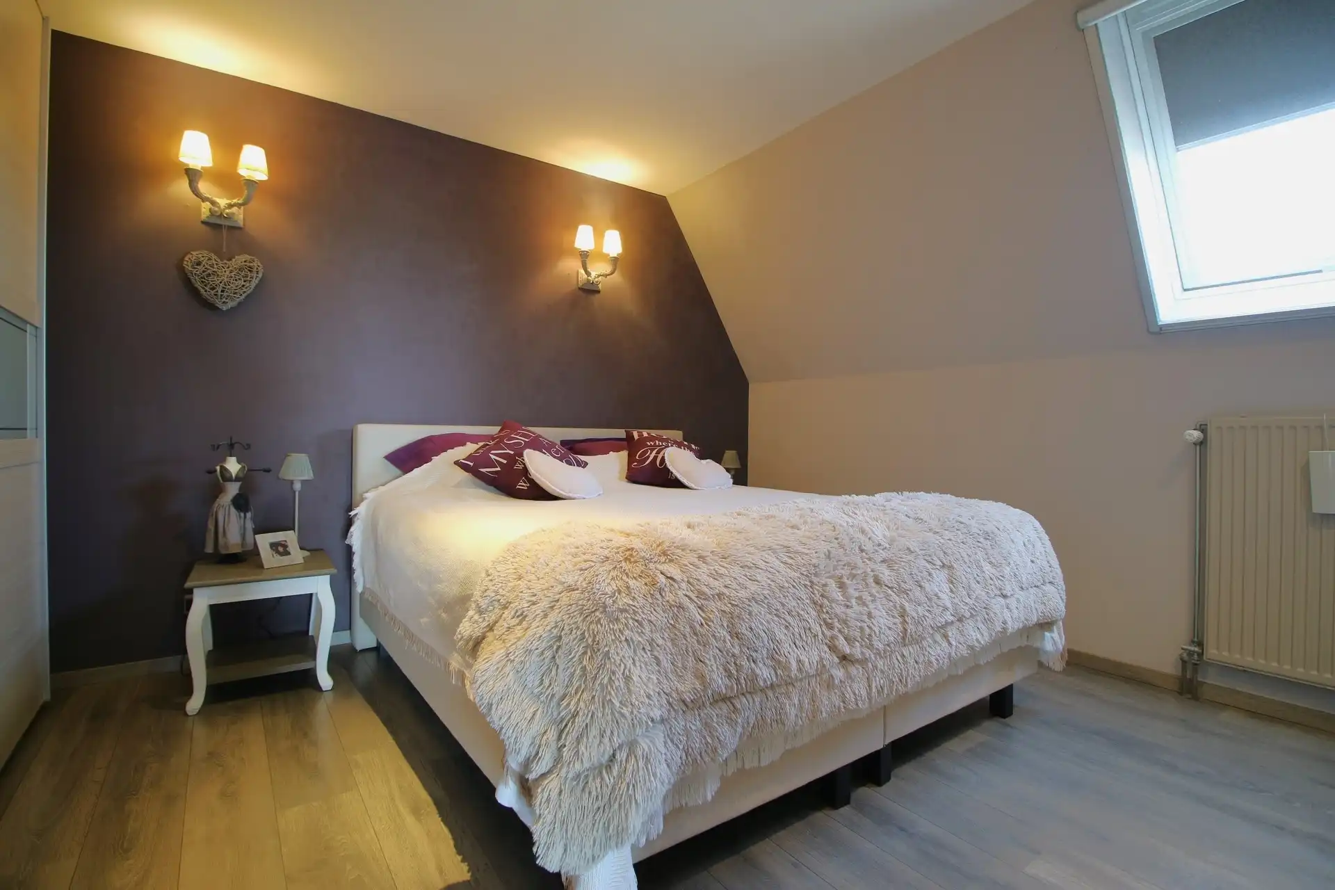 Ruim appartement op 3de verdieping met 2 garages foto 14