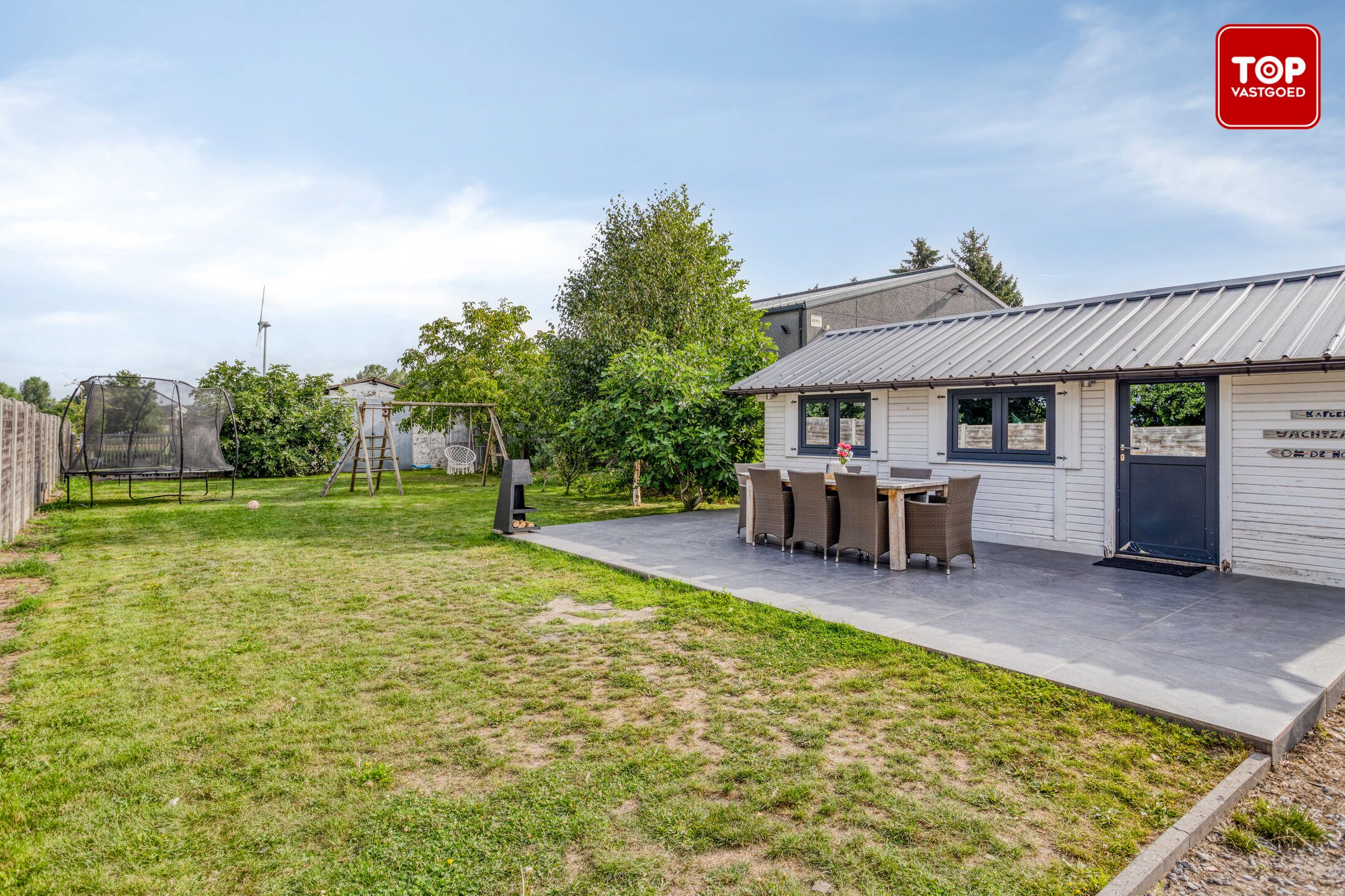 Gerenoveerde alleenstaande woning in Adegem met loods en weide foto 19