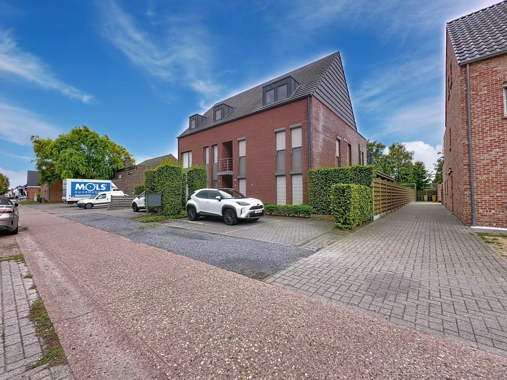 Dakappartement met 2 slaapkamers en groot terras op de grens tussen Balen en Mol. foto 13