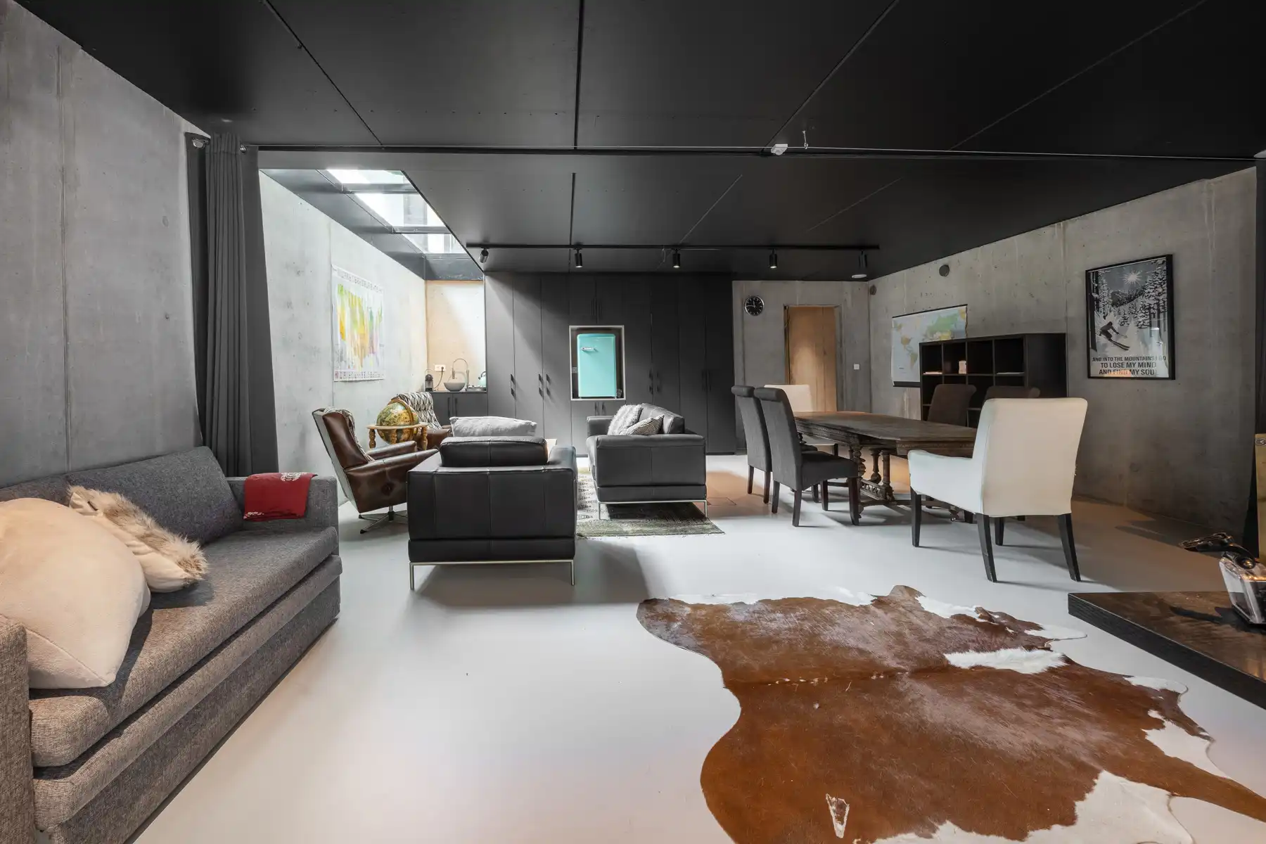 Ruime moderne luxe villa met zwembad op ca. 2339 m². foto 25