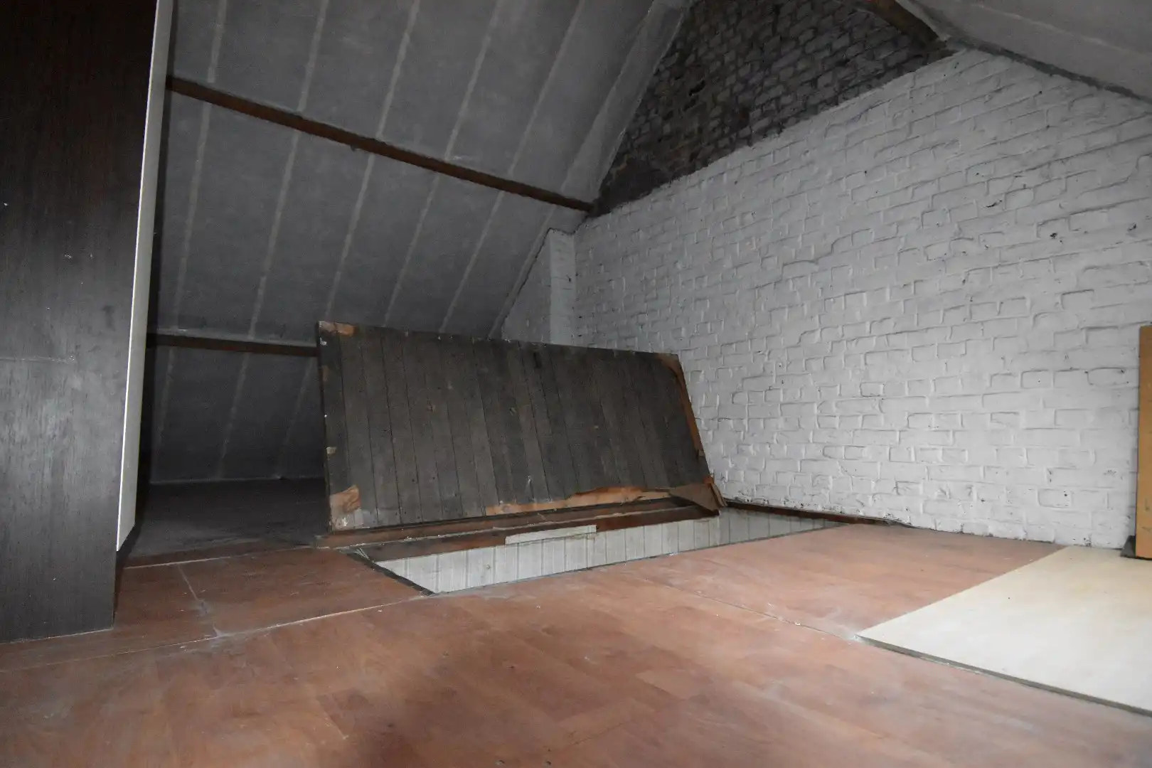 Stadswoning met 2 slaapkamers en zonnige stadstuin te Kortrijk foto 11