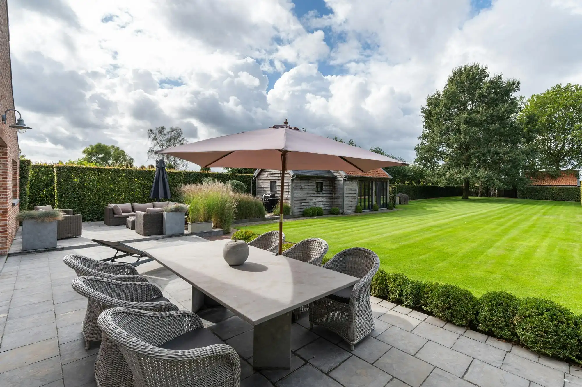 Woonst met B&B en appartement te koop in Minderhout foto 5