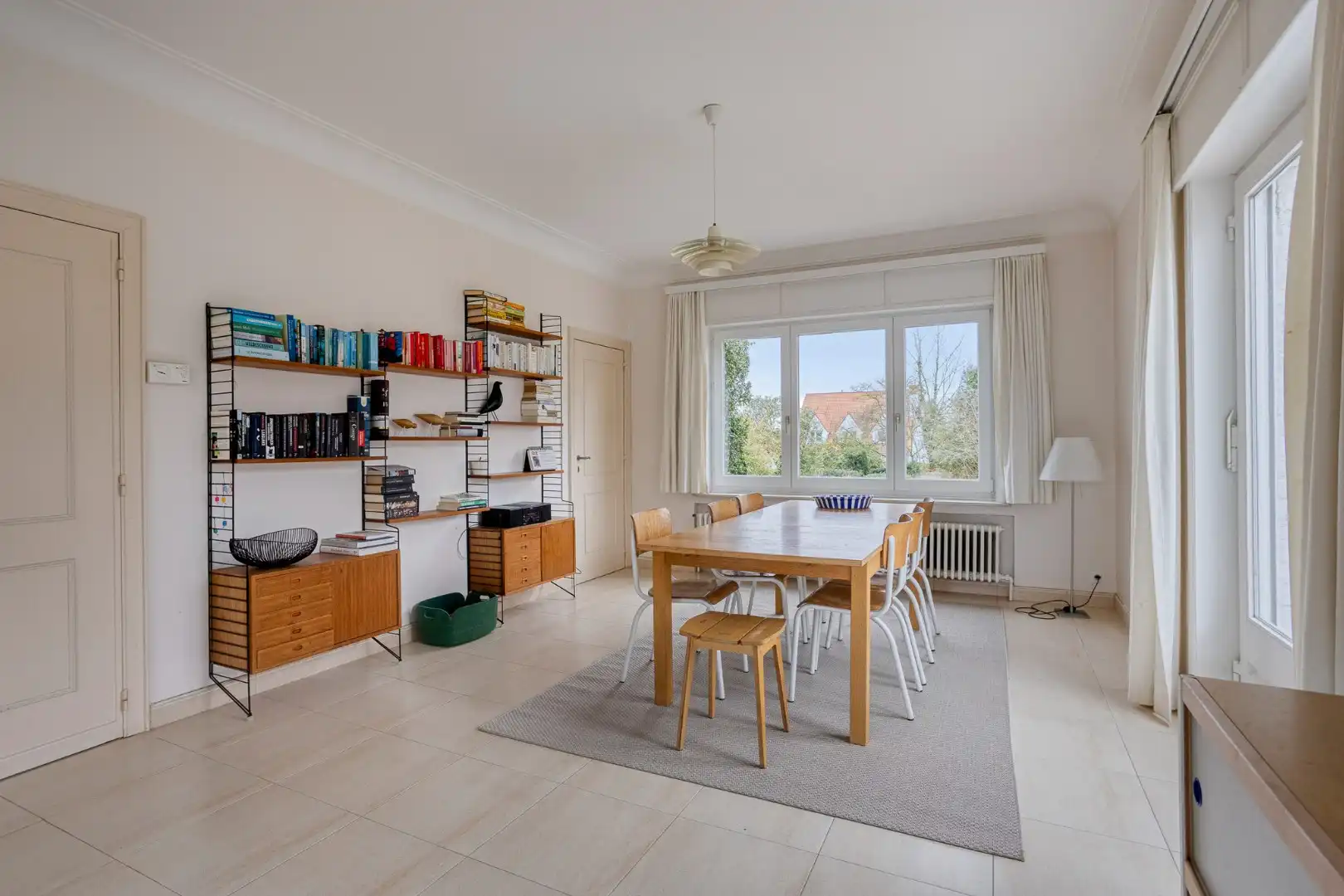 Authentieke en karaktervolle VILLA in residentiële, groene omgeving 1650 BEERSEL foto 13