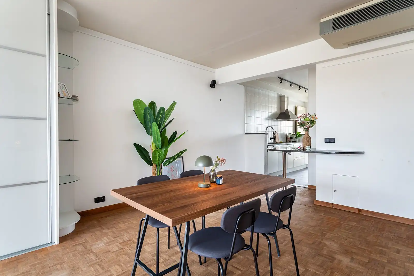 Appartement met twee slaapkamers op 10de verdieping foto 8