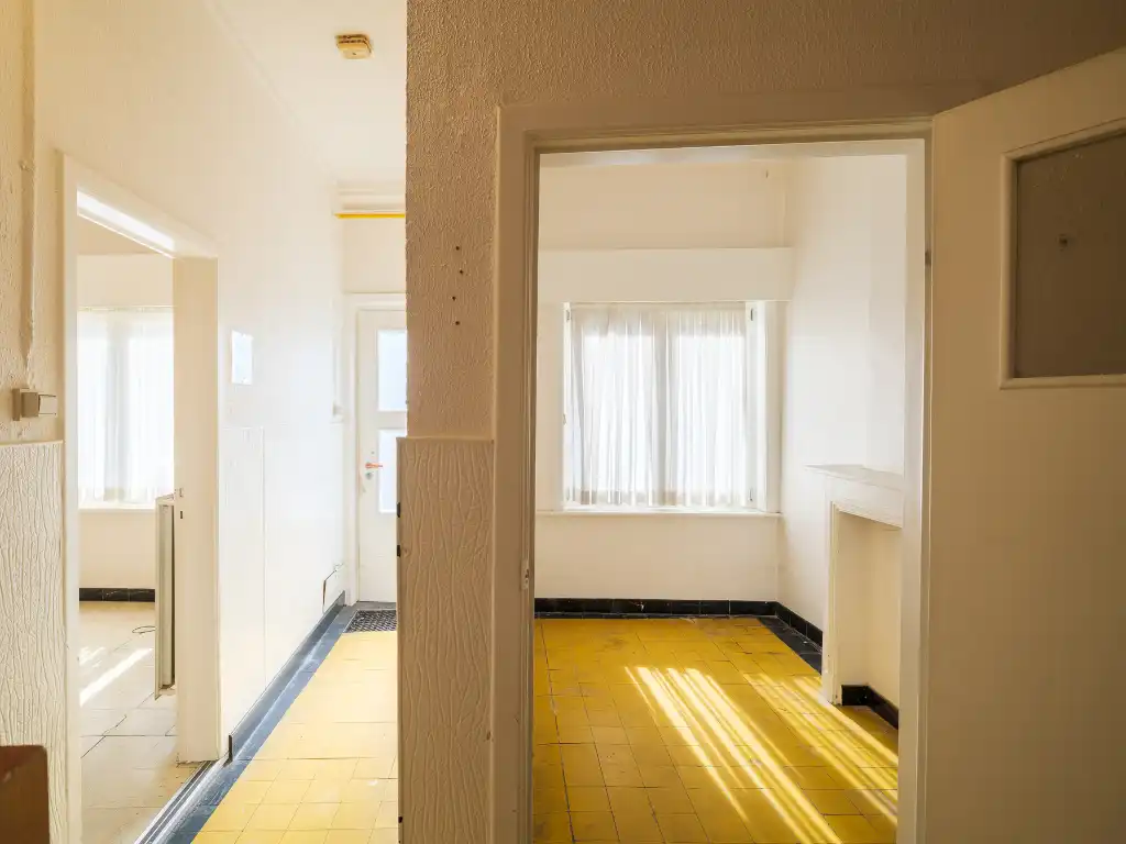 Te renoveren stadswoning op een absolute toplocatie aan het water foto 5