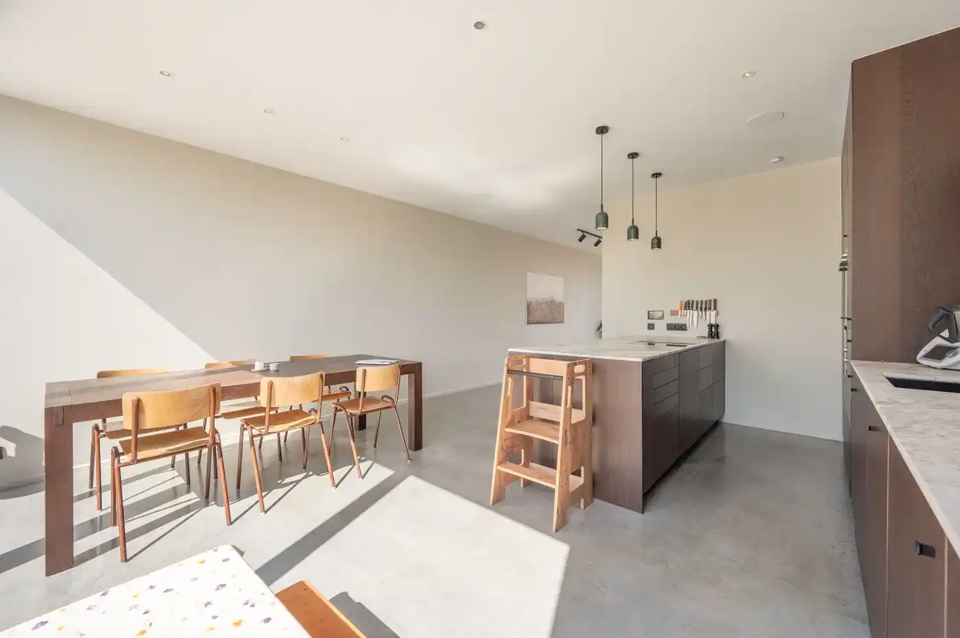 Prachtig gerenoveerde woning op een toplocatie in Knokke, met weidse open zichten over de Knokse polders foto 10