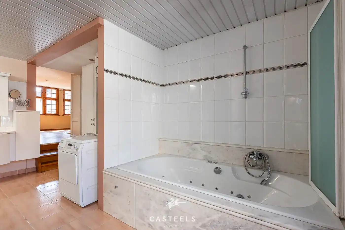 Ruime duplex met terras van 43 m² in hartje Brugge foto 22