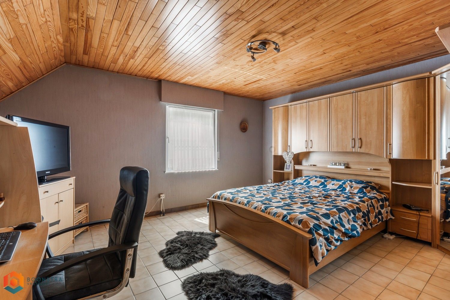 Zeer verzorgde instapklare woning met 4 slpkrs en leuke tuin (800m²) foto 16
