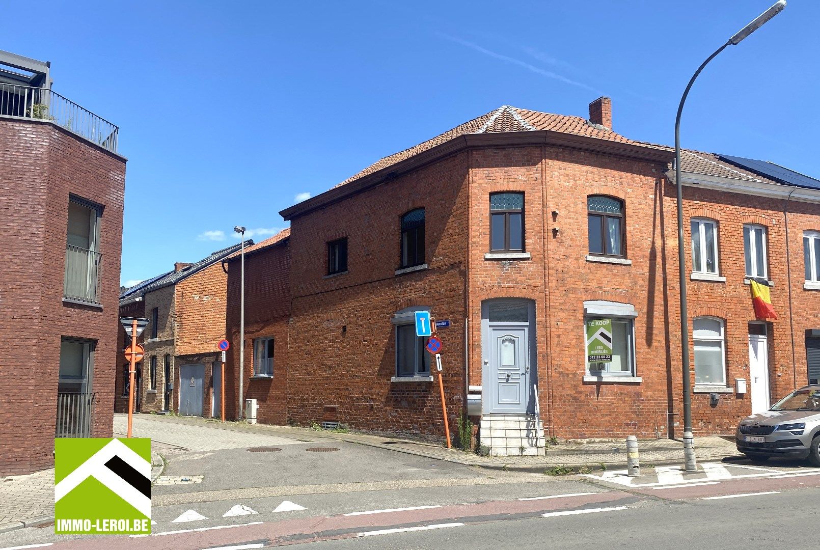 Hoofdfoto van de publicatie: Ruime woning met garage en binnenkoer - stadscentrum Tongeren