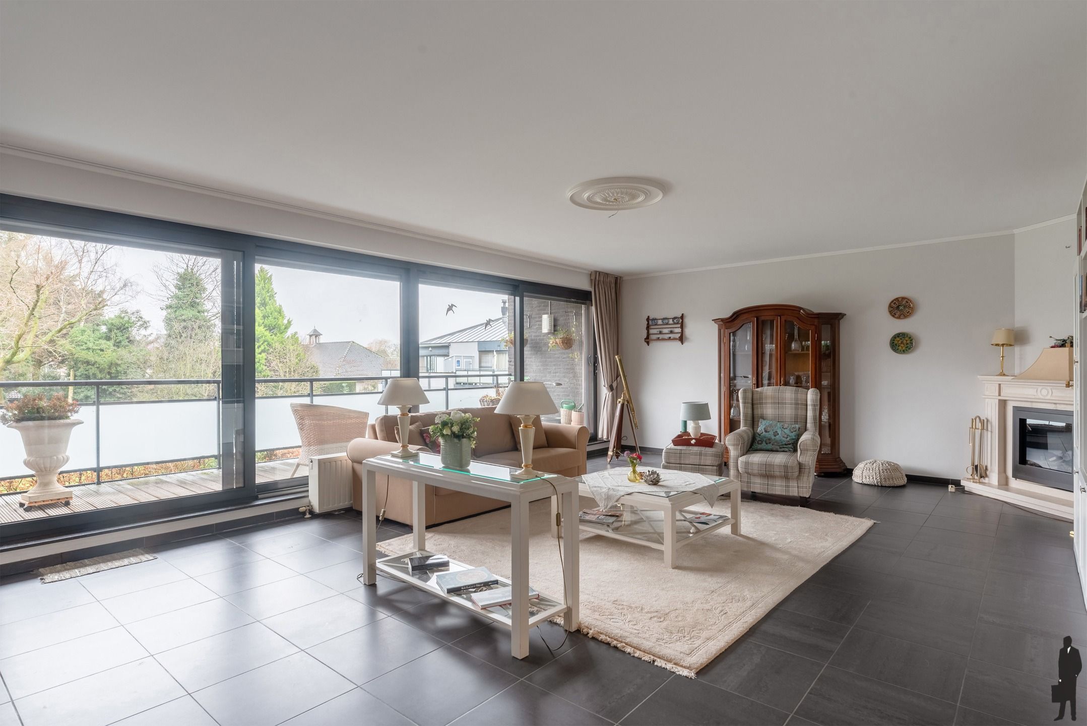 Ontdek dit uitzonderlijk ruime en goed gelegen appartement in het hart van Hoogstraten. Met een royale woonruimte van maar liefst 80 m² foto 7